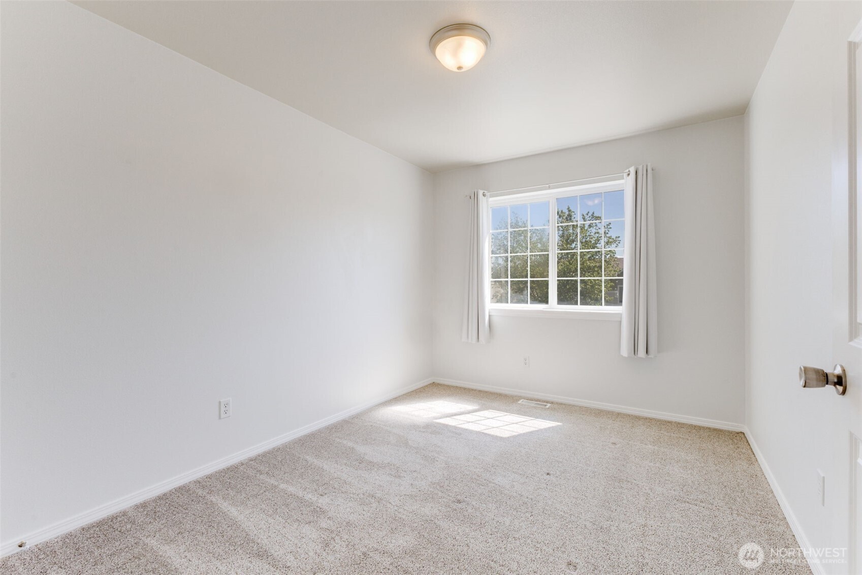 18830 88th Avenue E, Puyallup, WA 98375