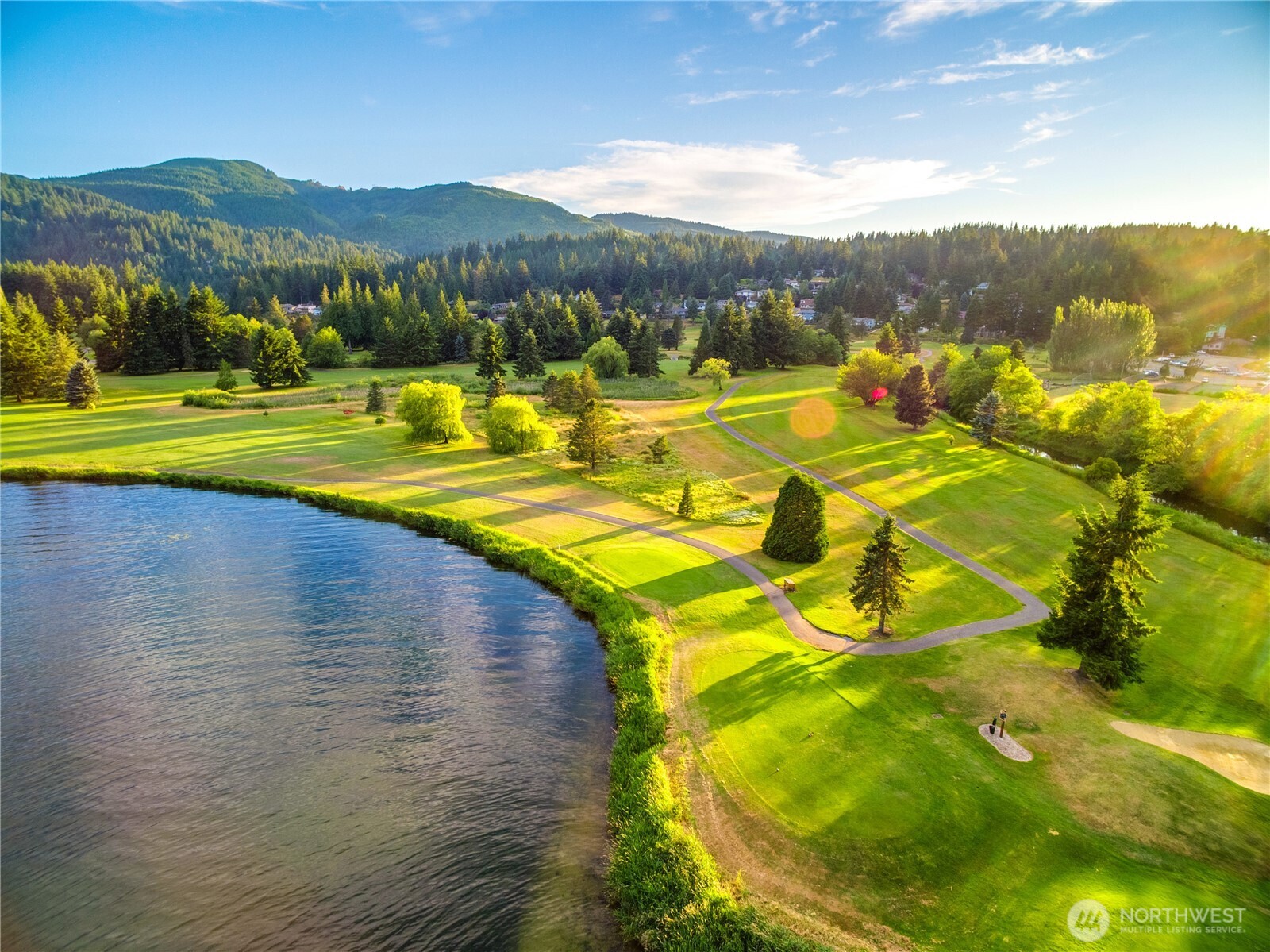 10 B Little Strawberry Lane , Bellingham, WA 98229