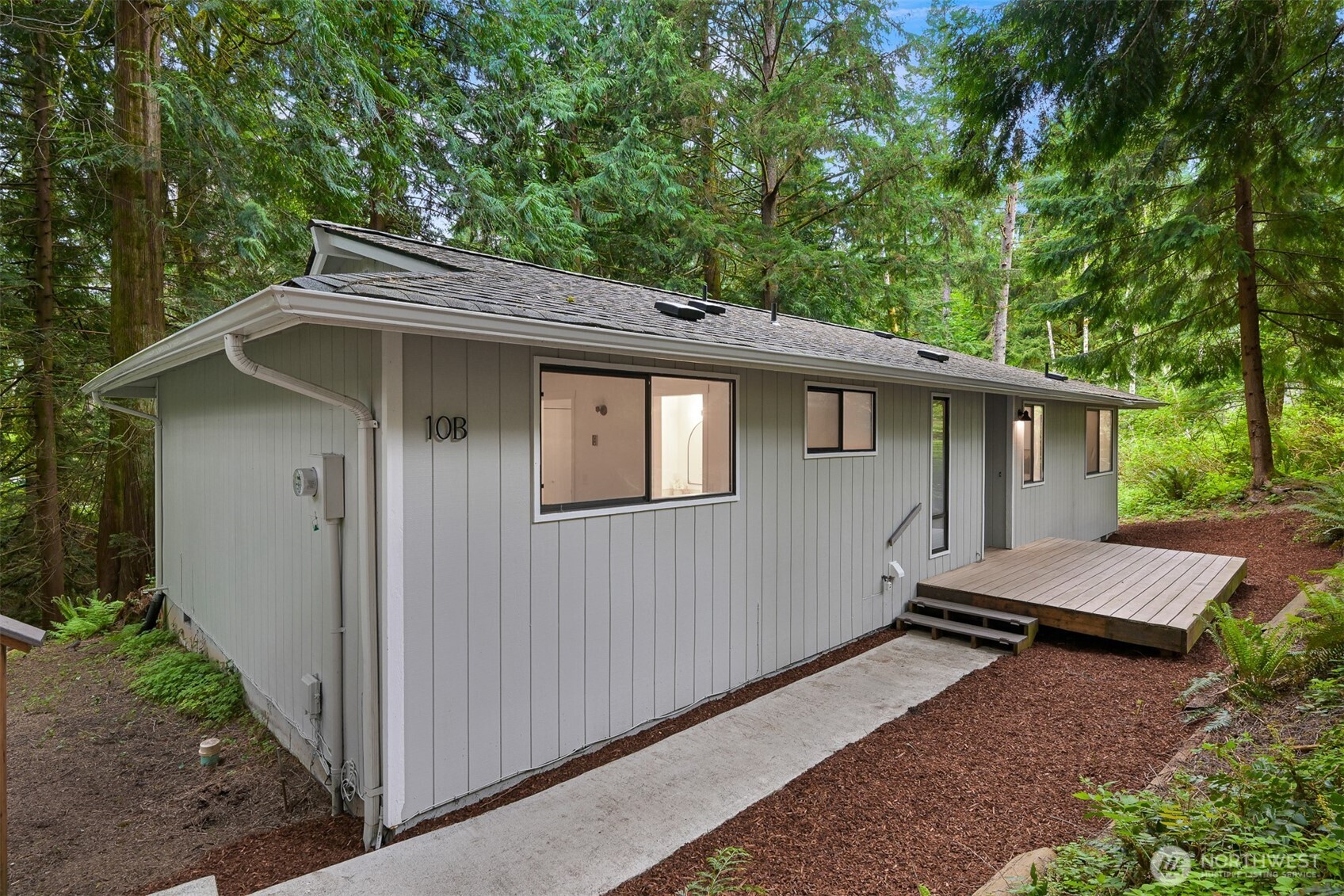 10 B Little Strawberry Lane , Bellingham, WA 98229
