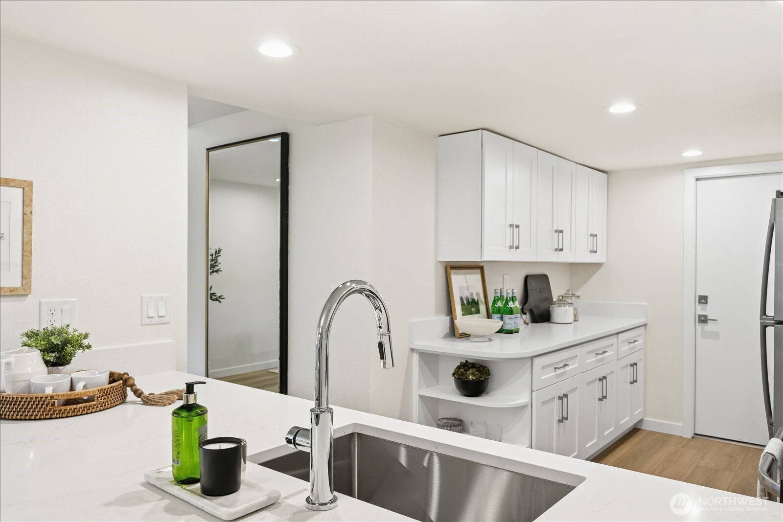 15903 NE 40th Way #31B, Redmond, WA 98052