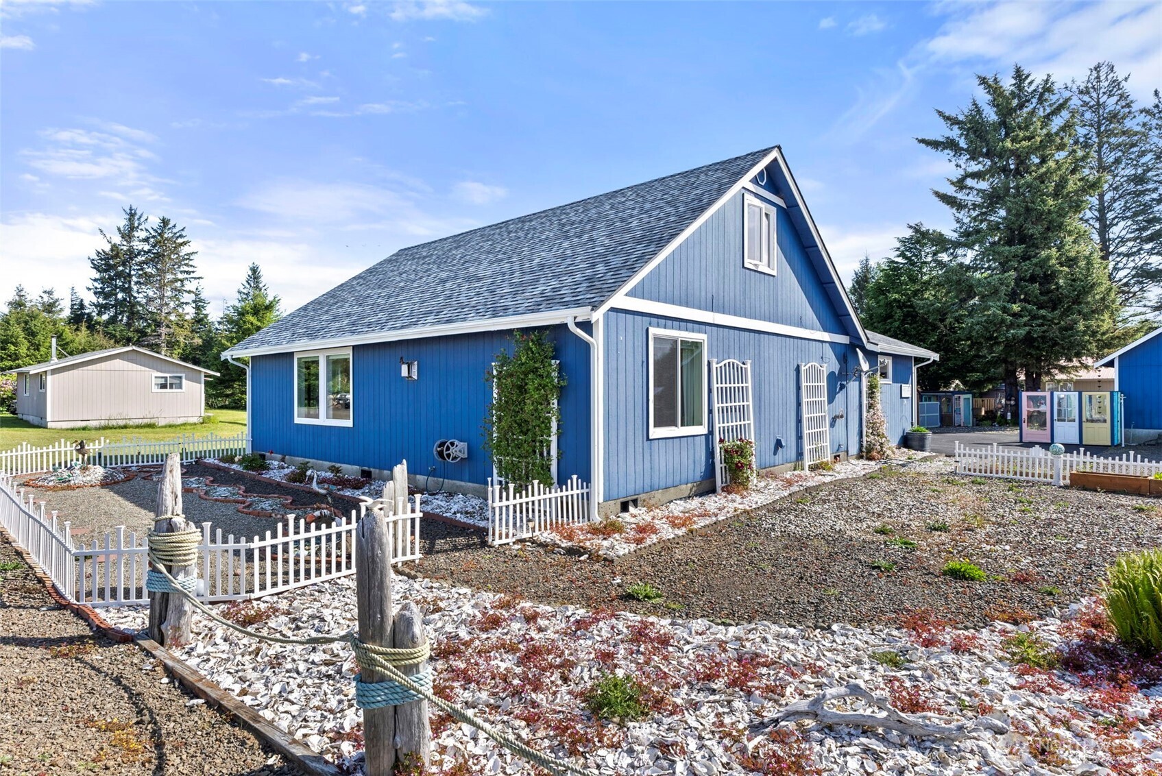 14 Sunset Road , South Bend, WA 98586