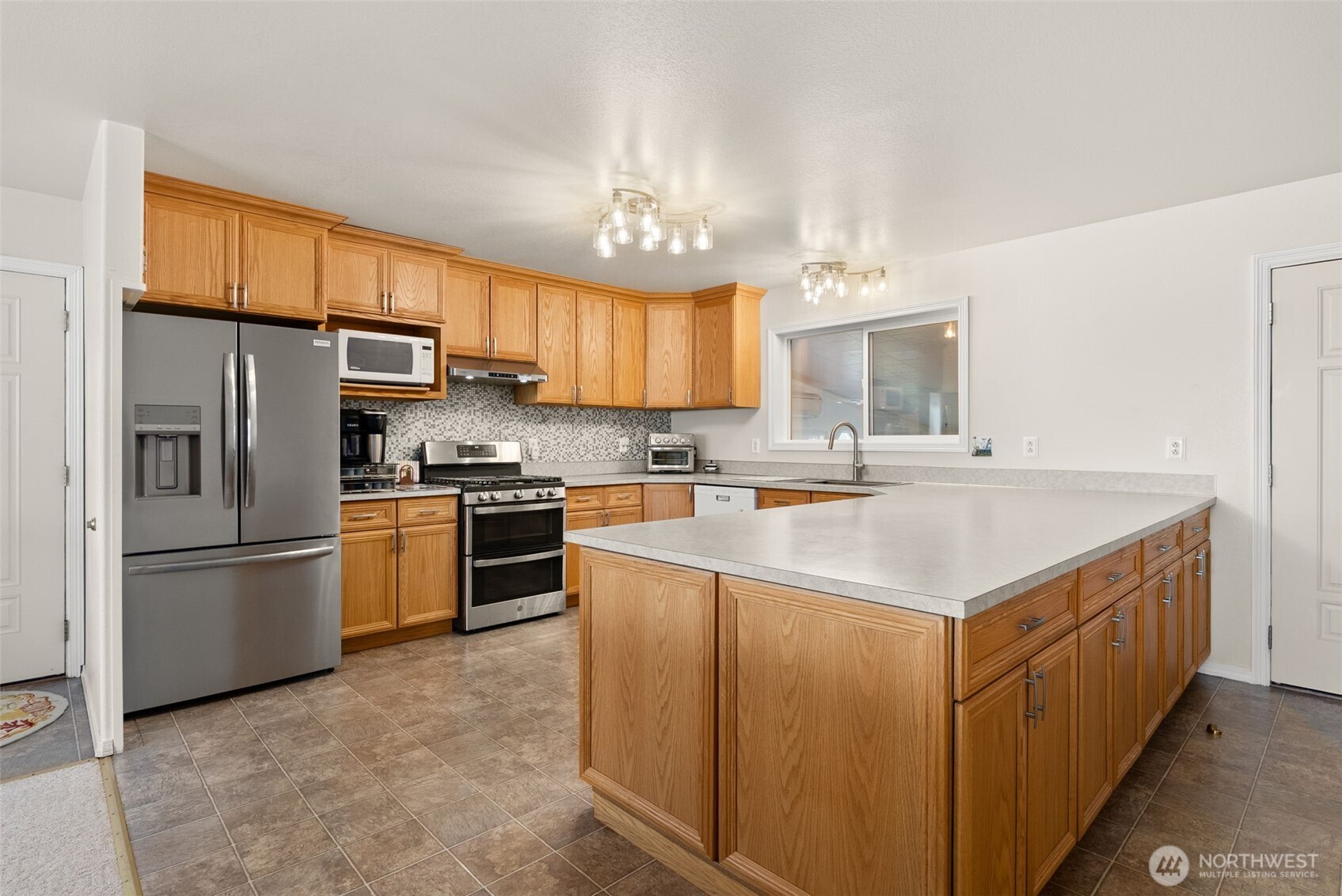 14 Sunset Road , South Bend, WA 98586