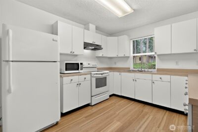20805 133rd Avenue E, Graham, WA 98338 - Photo 4