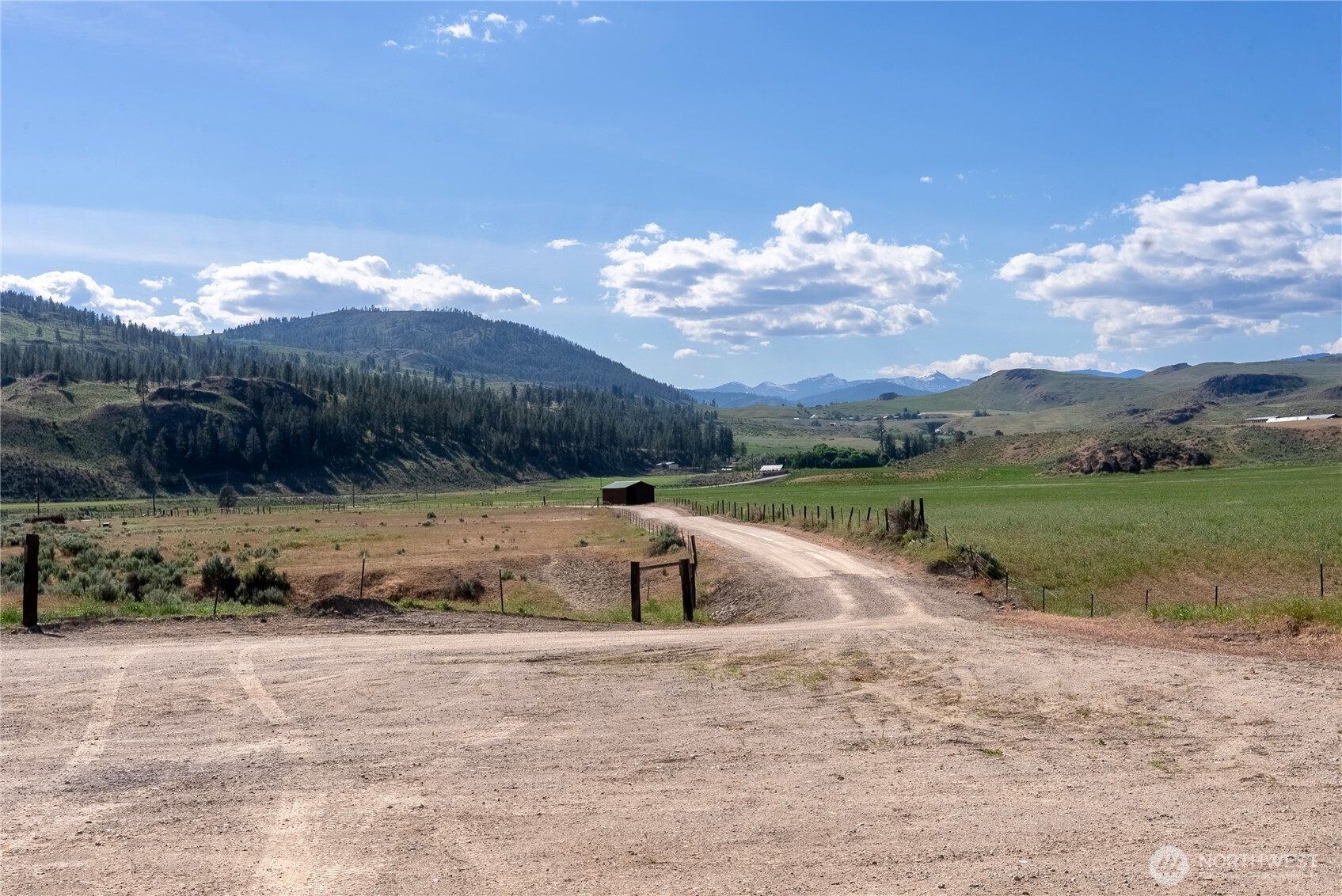 112 Pine Creek Road , Tonasket, WA 98855