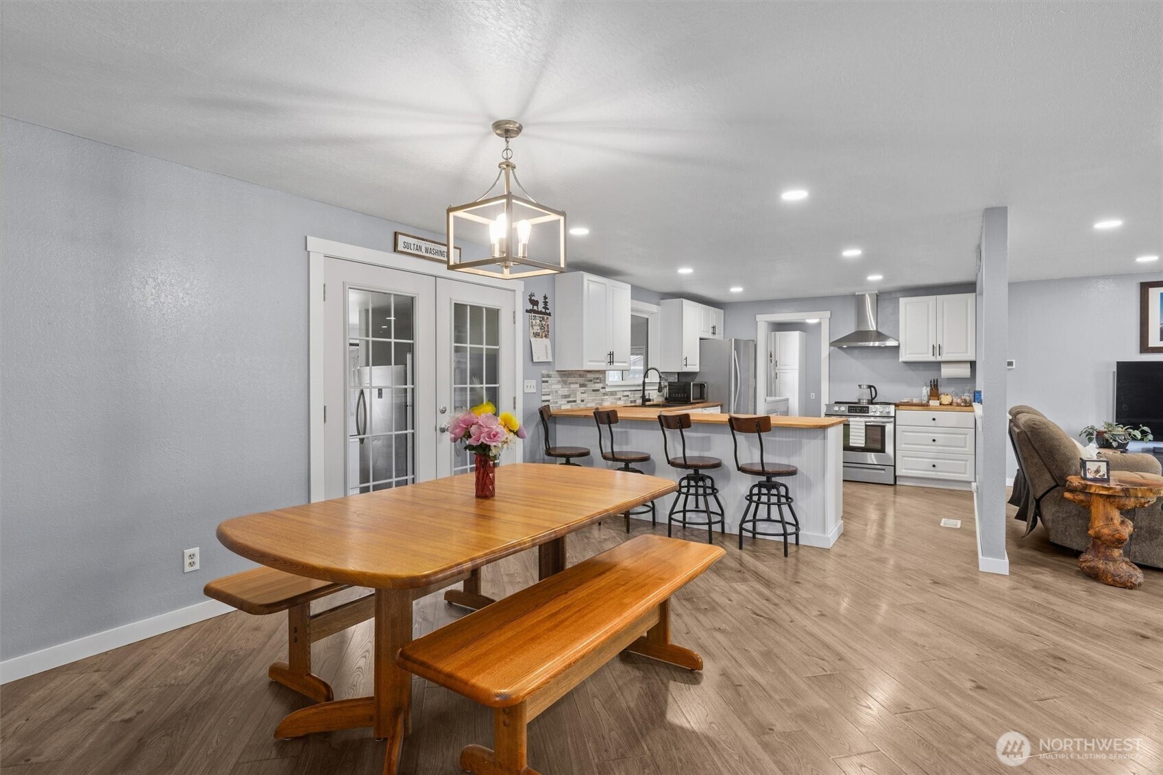 917 Dyer Road , Sultan, WA 98294