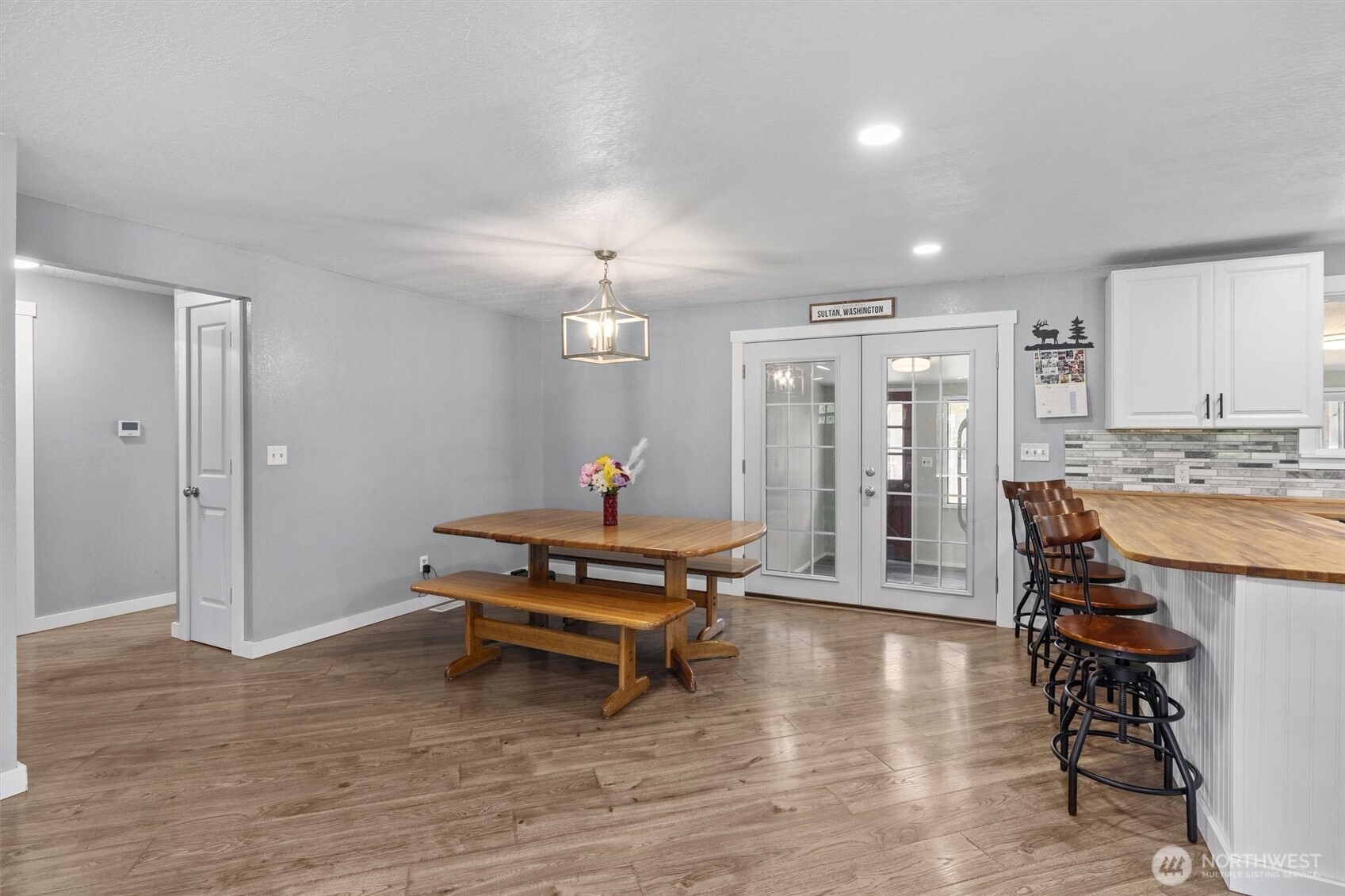 917 Dyer Road , Sultan, WA 98294