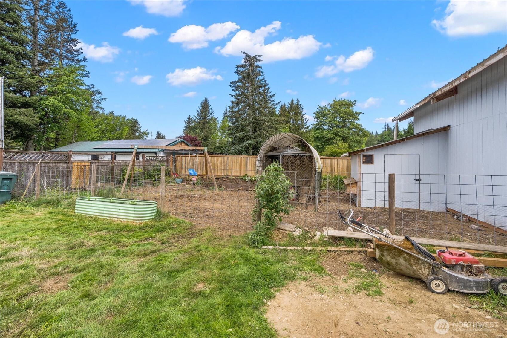 917 Dyer Road , Sultan, WA 98294