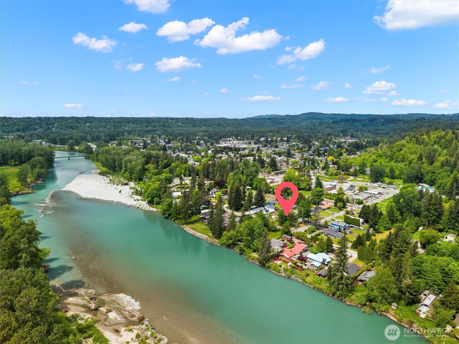 917 Dyer Road , Sultan, WA 98294