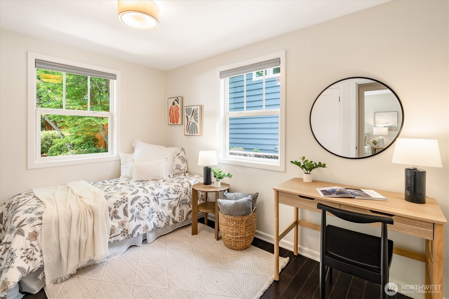 526 N 84th Street , Seattle, WA 98103