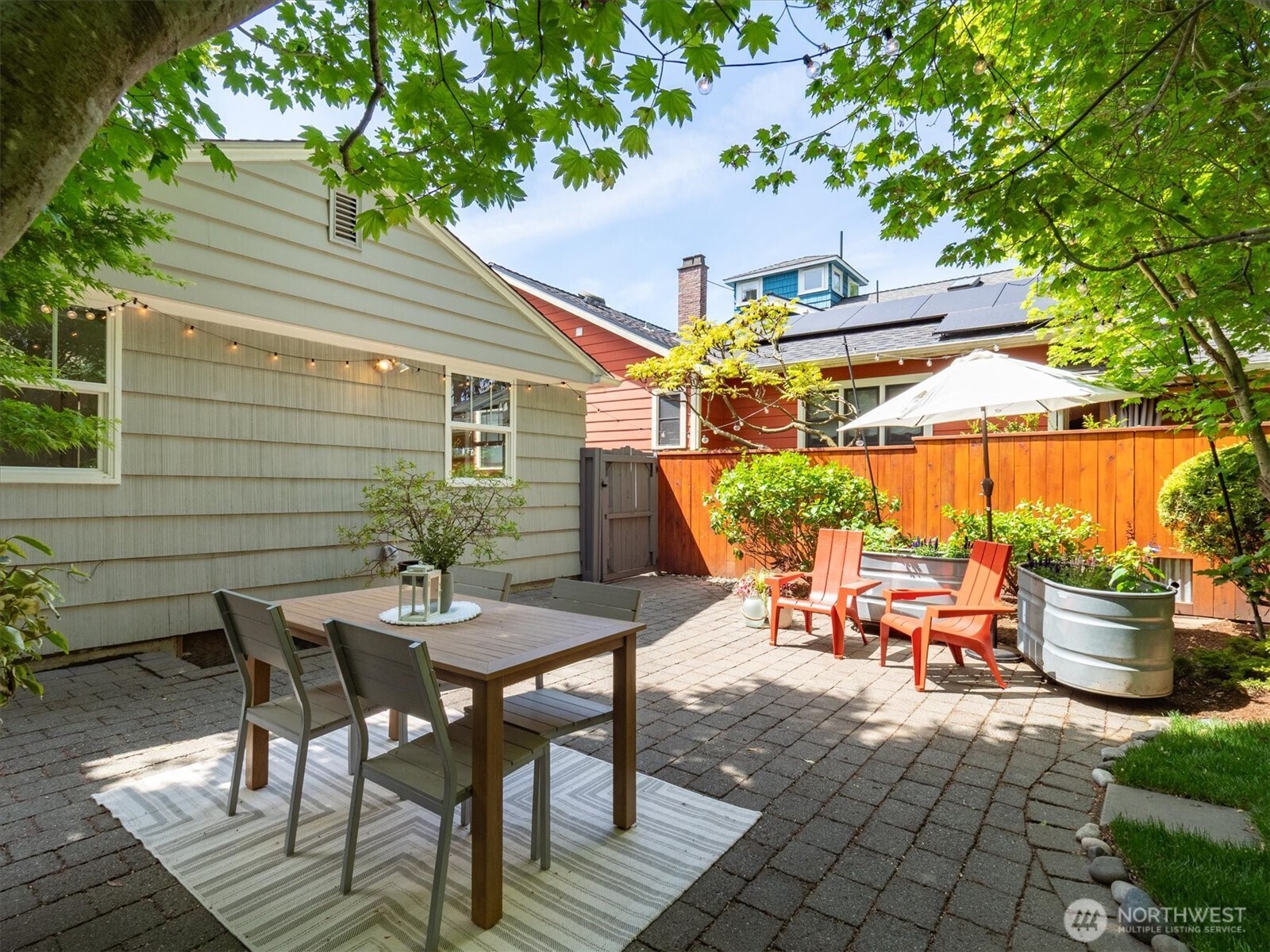 526 N 84th Street , Seattle, WA 98103