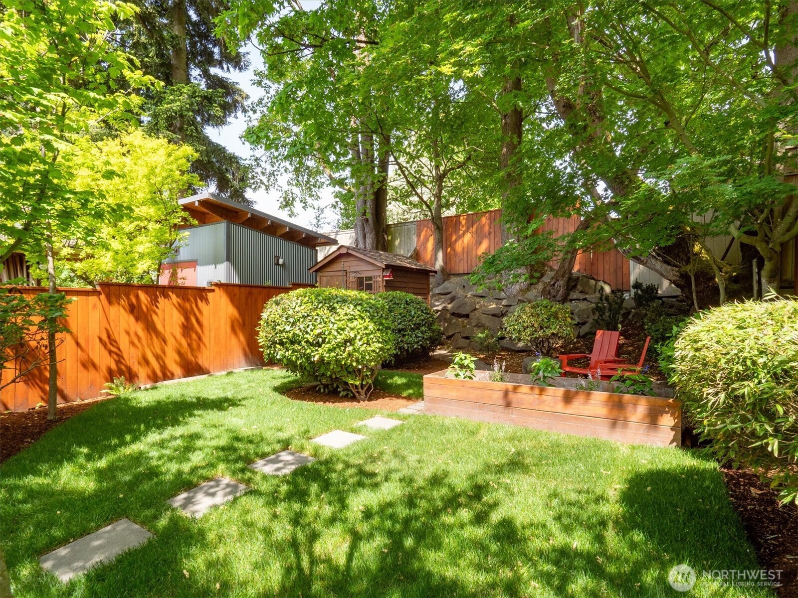 526 N 84th Street , Seattle, WA 98103