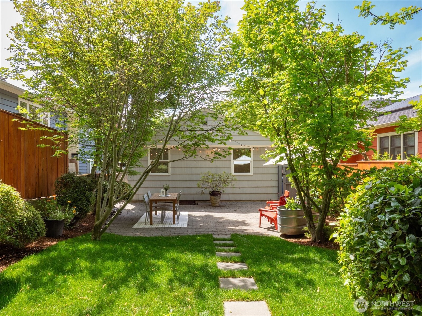 526 N 84th Street , Seattle, WA 98103