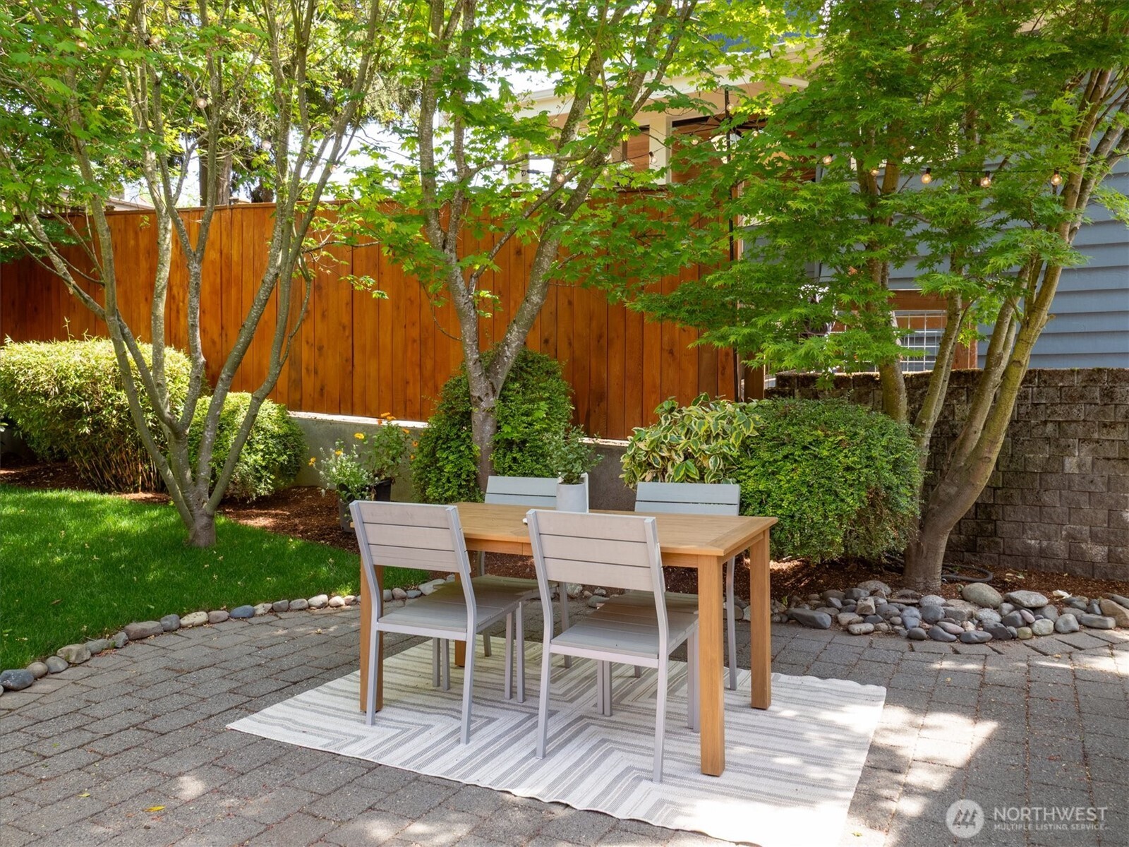 526 N 84th Street , Seattle, WA 98103