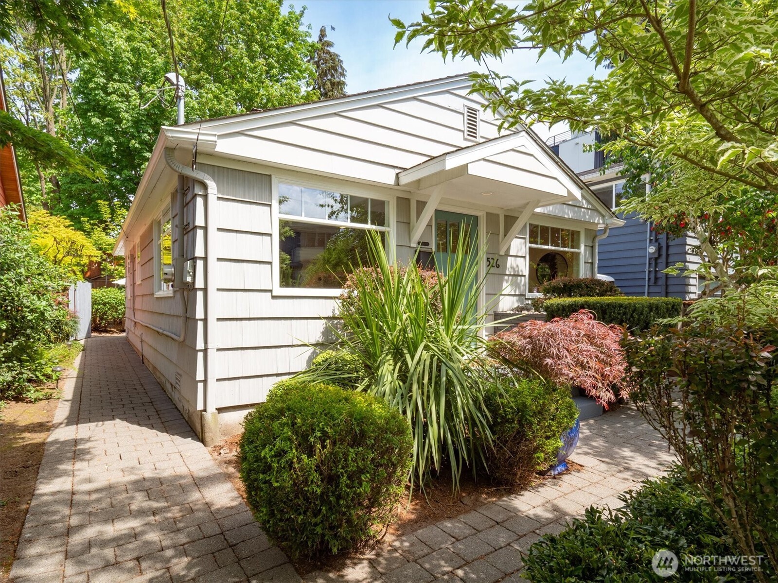 526 N 84th Street , Seattle, WA 98103