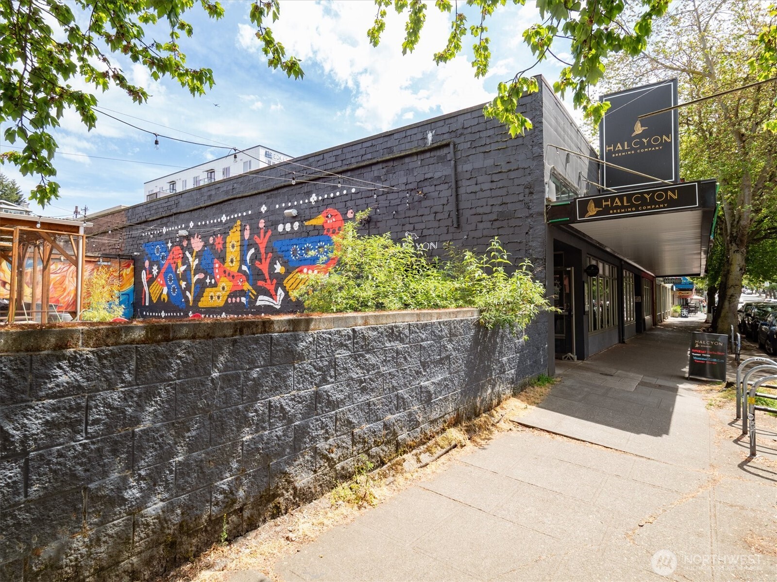 526 N 84th Street , Seattle, WA 98103