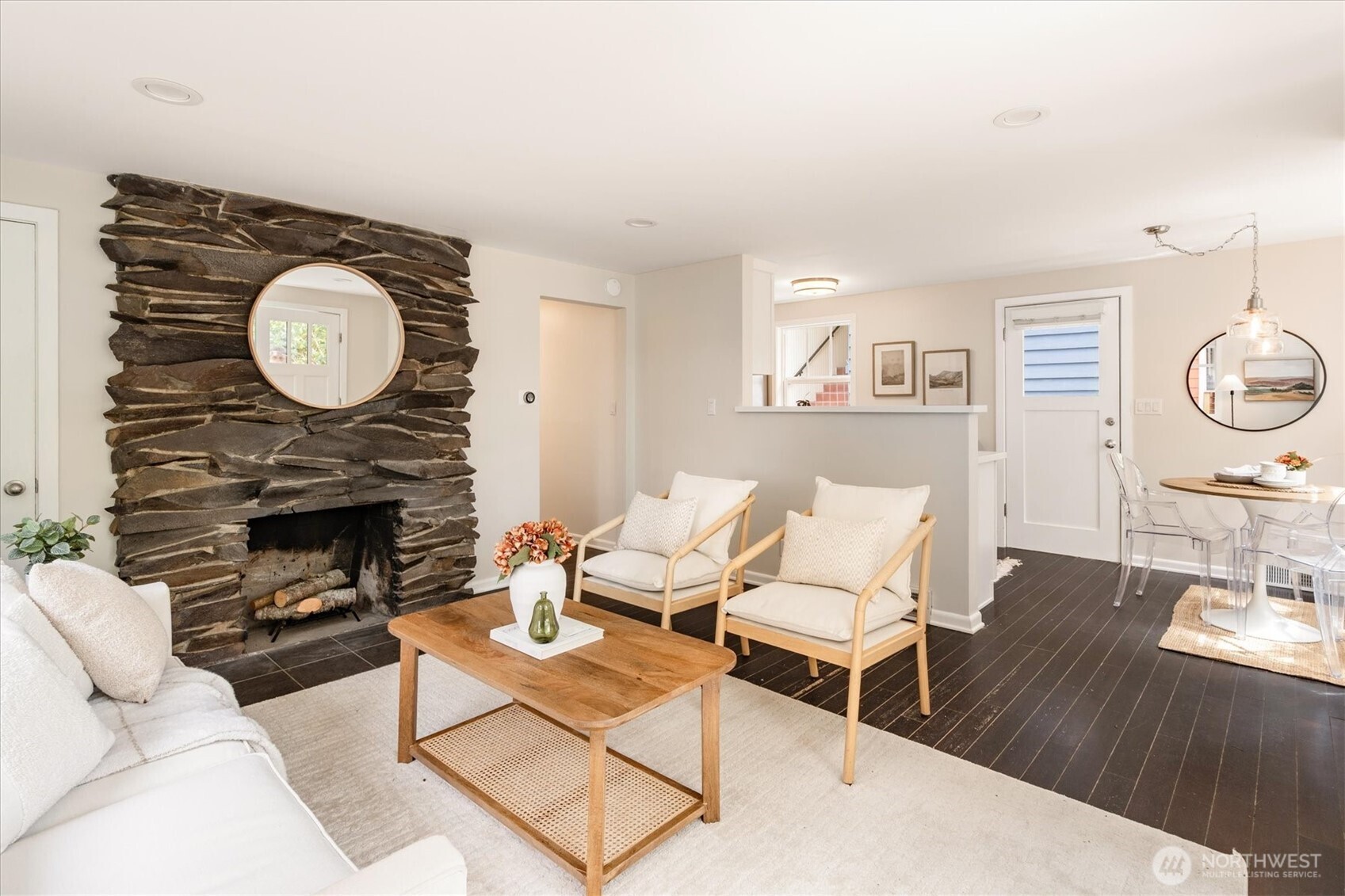 526 N 84th Street , Seattle, WA 98103