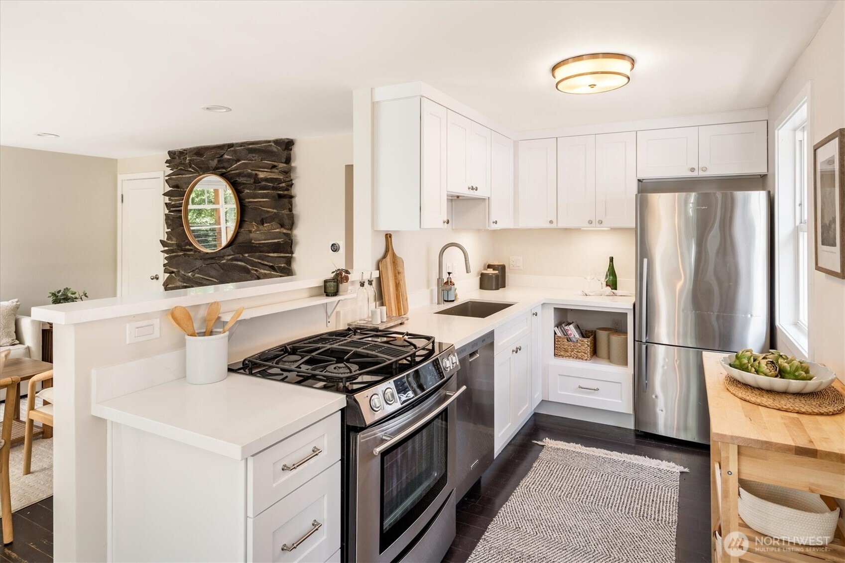526 N 84th Street , Seattle, WA 98103