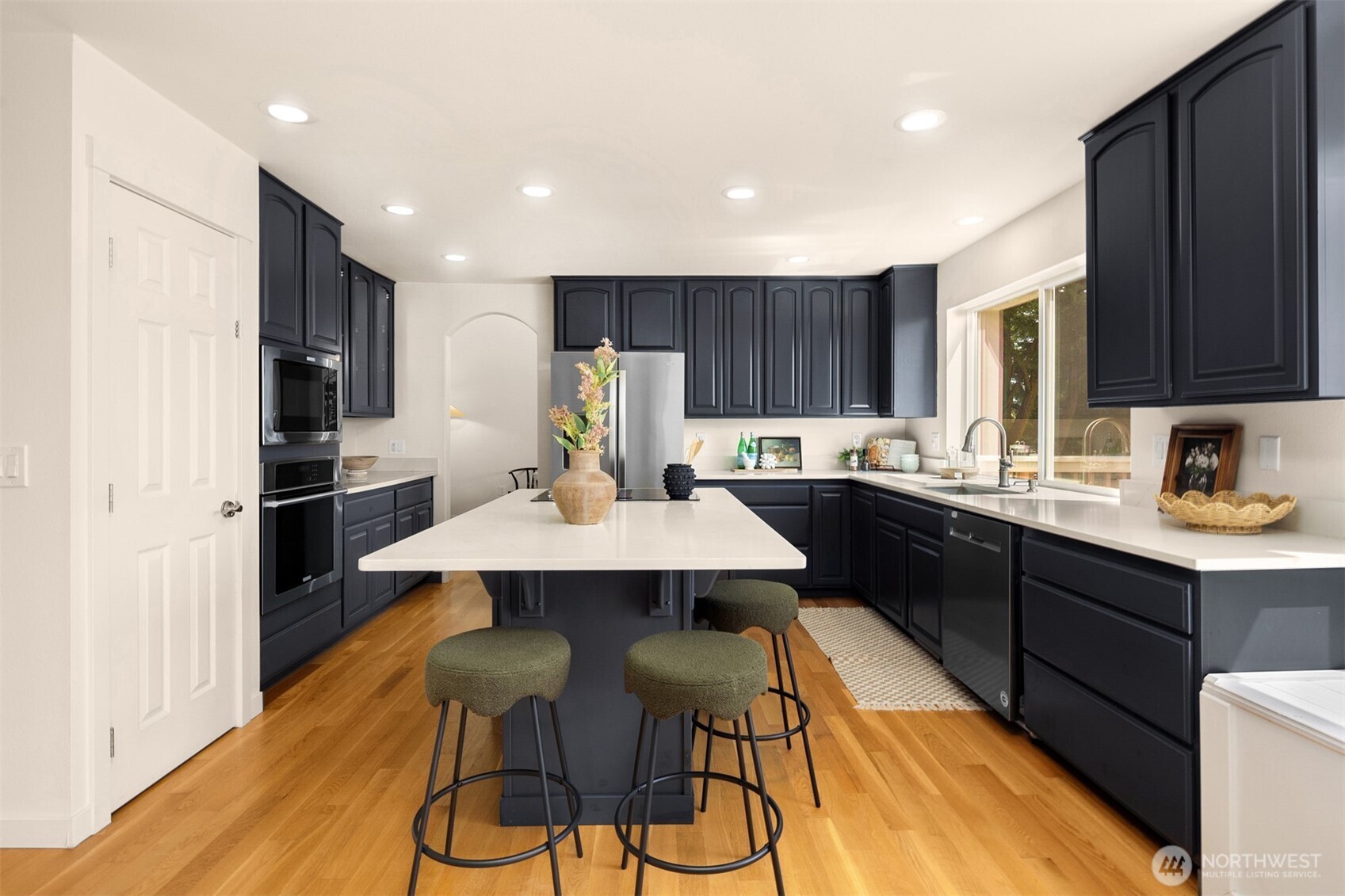 8226 Granite Drive NW, Gig Harbor, WA 98329