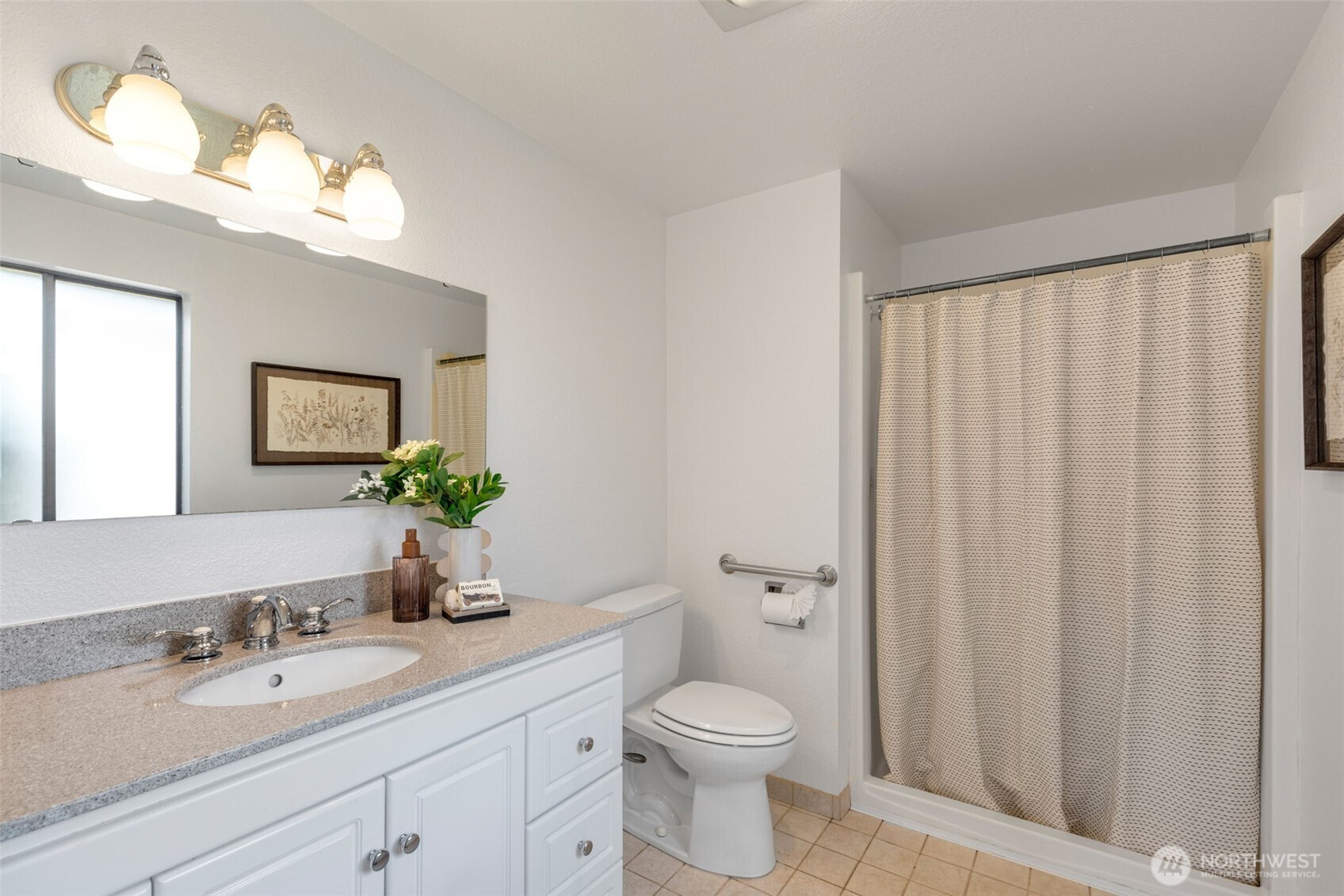 20229 24th Avenue W, Lynnwood, WA 98036
