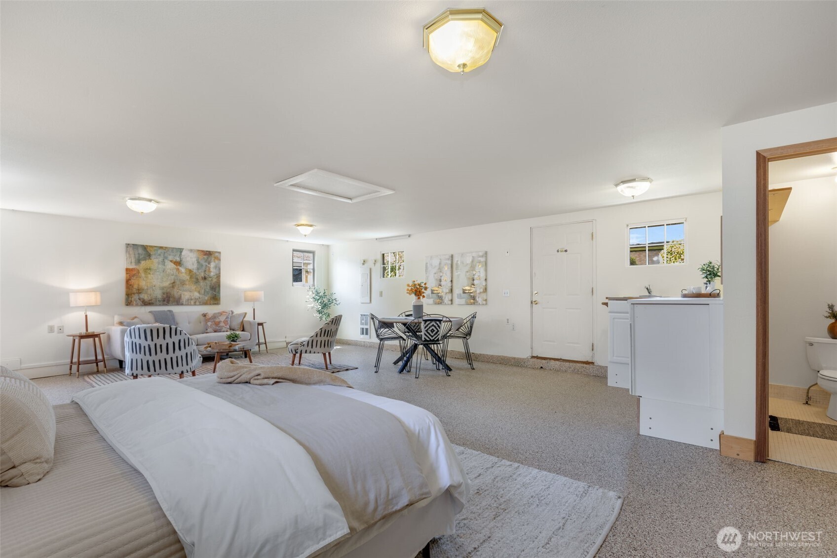 20229 24th Avenue W, Lynnwood, WA 98036