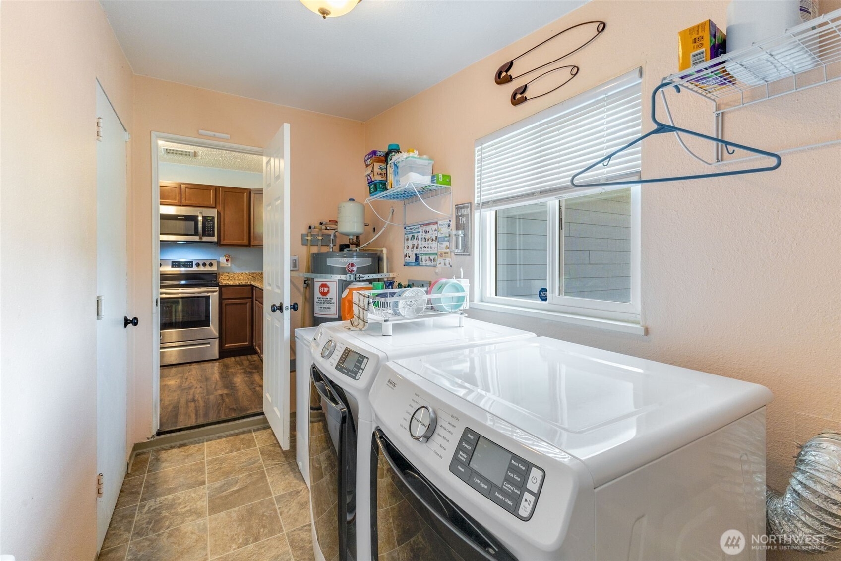 519 S 92nd , Tacoma, WA 98444