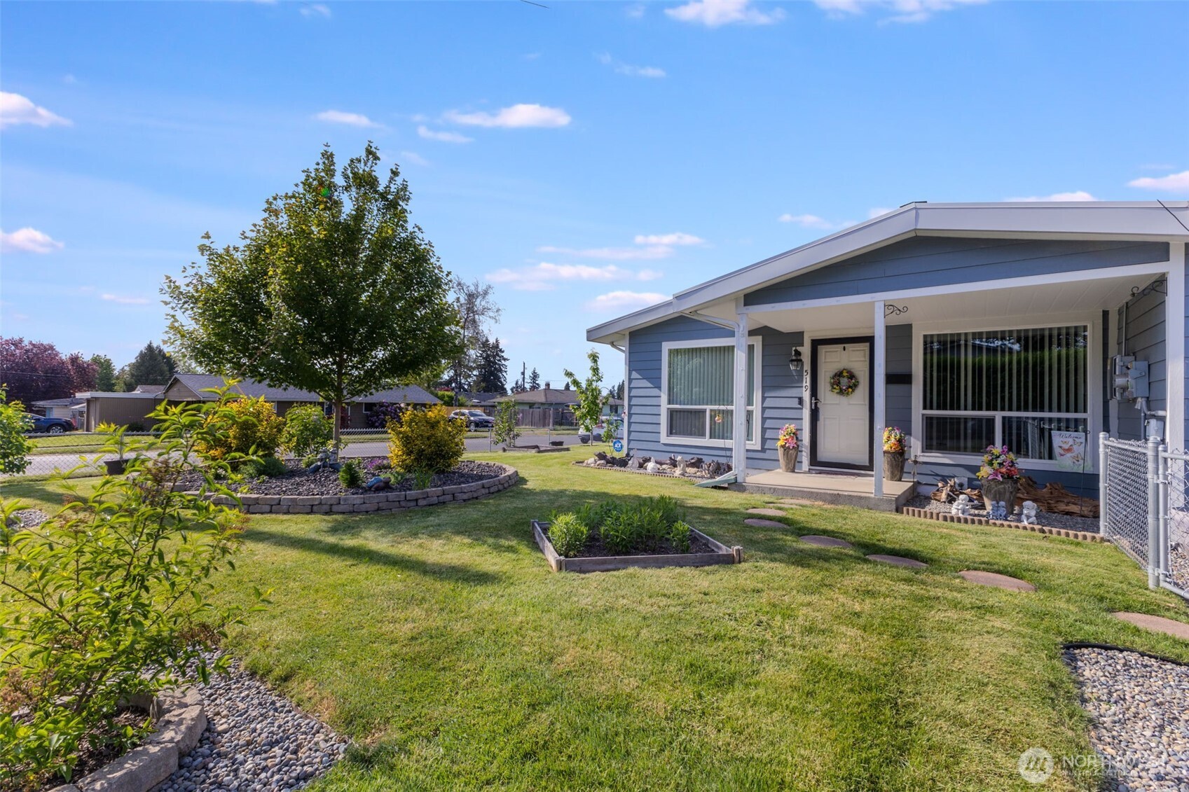 519 S 92nd , Tacoma, WA 98444