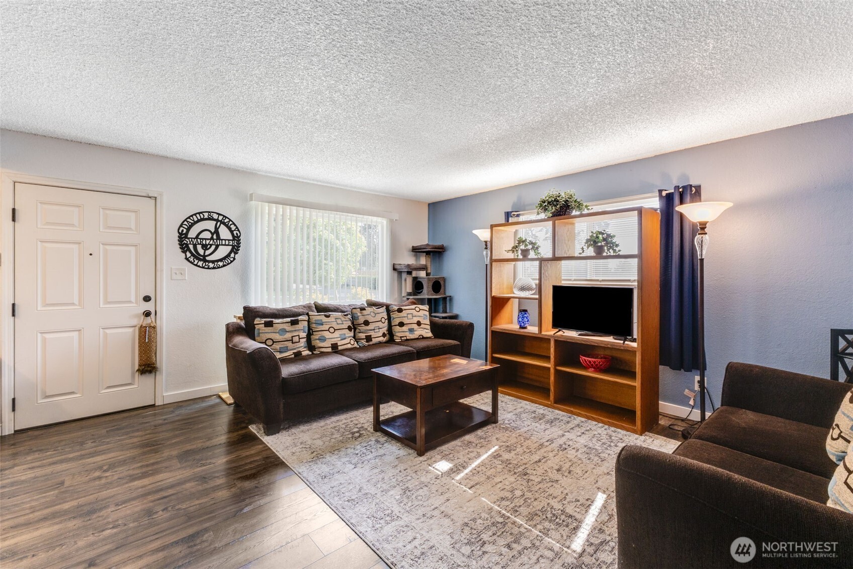 519 S 92nd , Tacoma, WA 98444