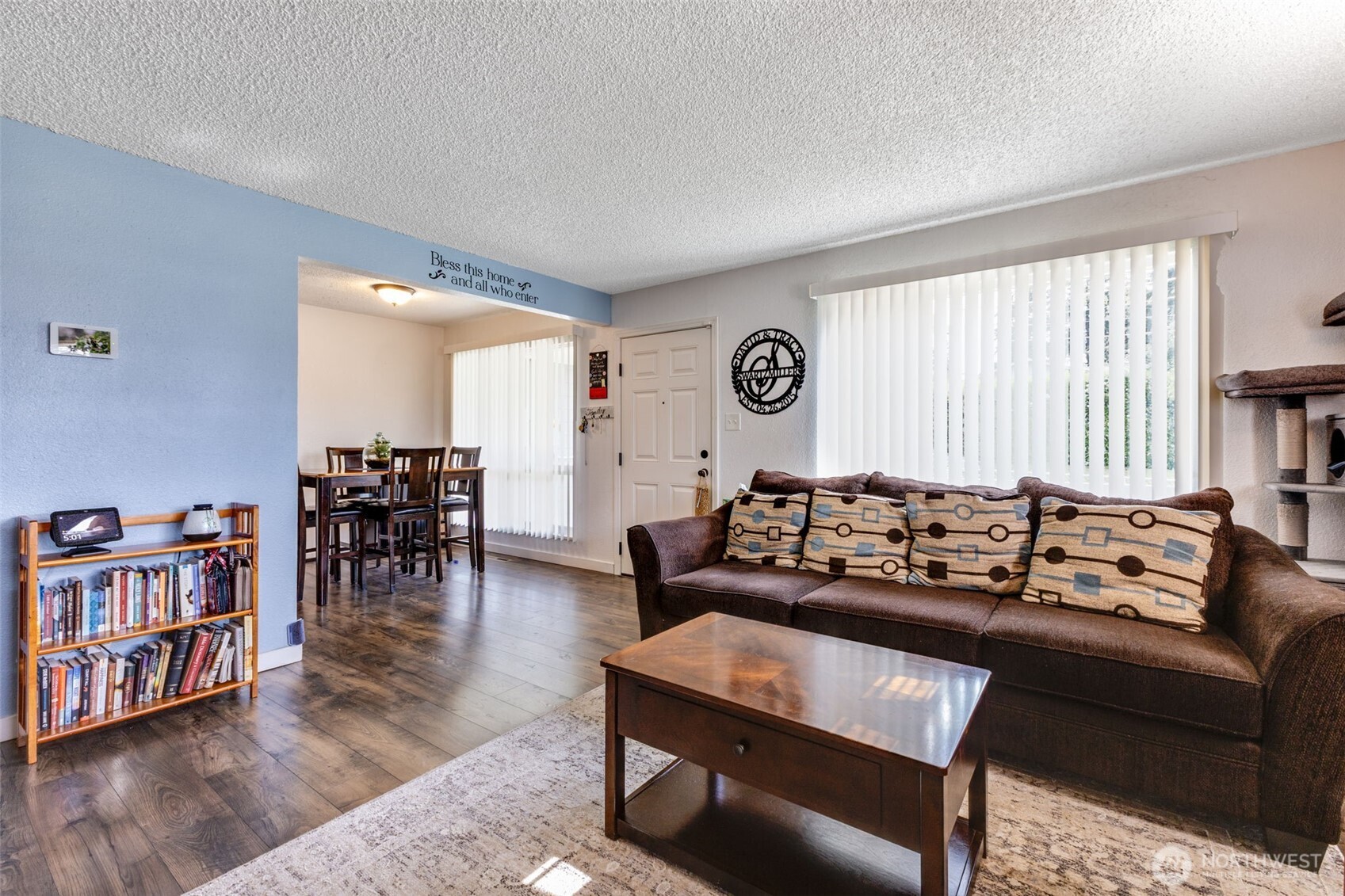 519 S 92nd , Tacoma, WA 98444