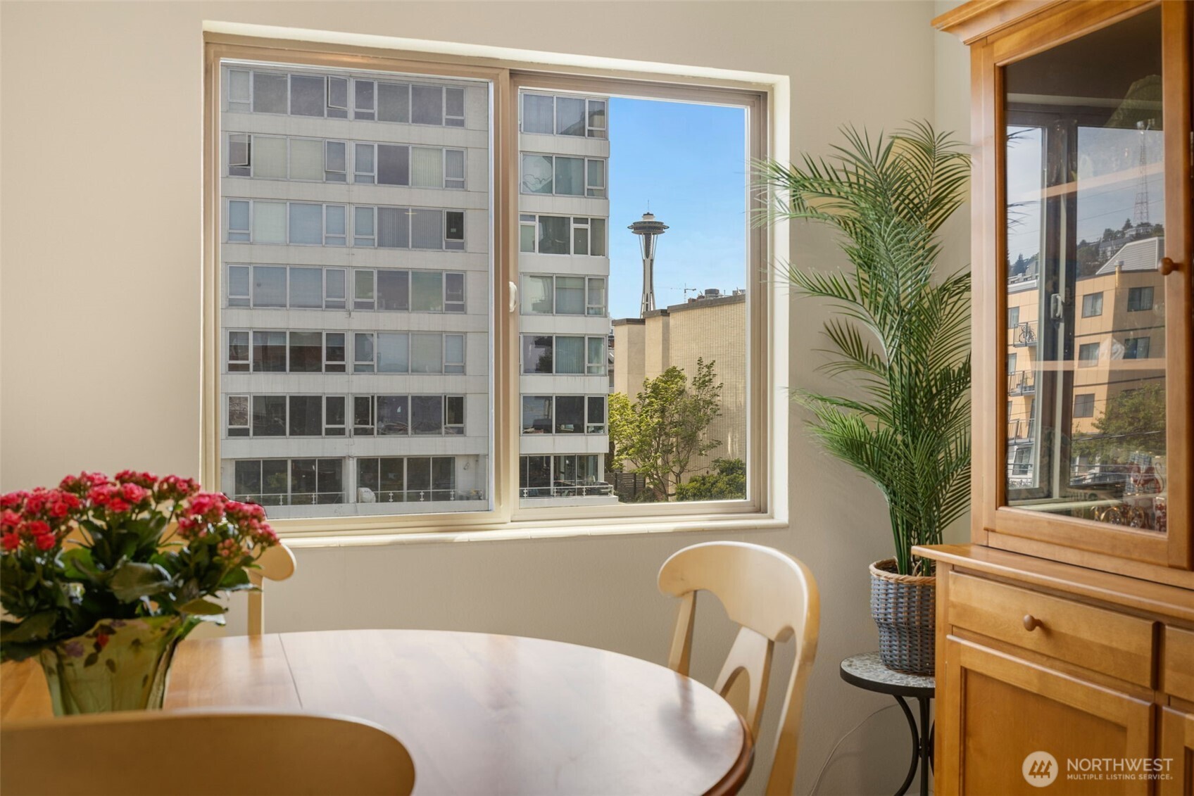 507 W Mercer Street #704, Seattle, WA 98119