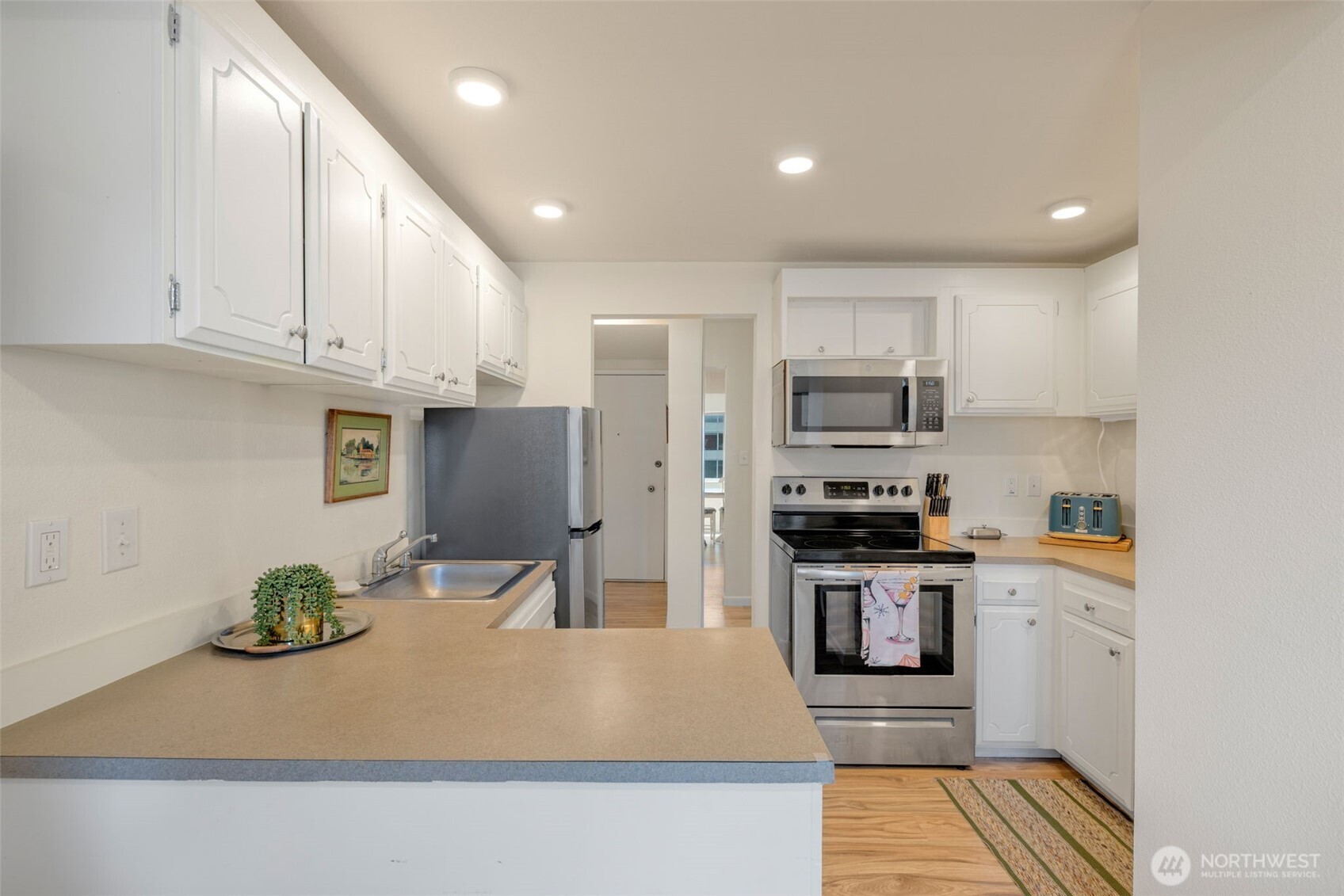 507 W Mercer Street #704, Seattle, WA 98119