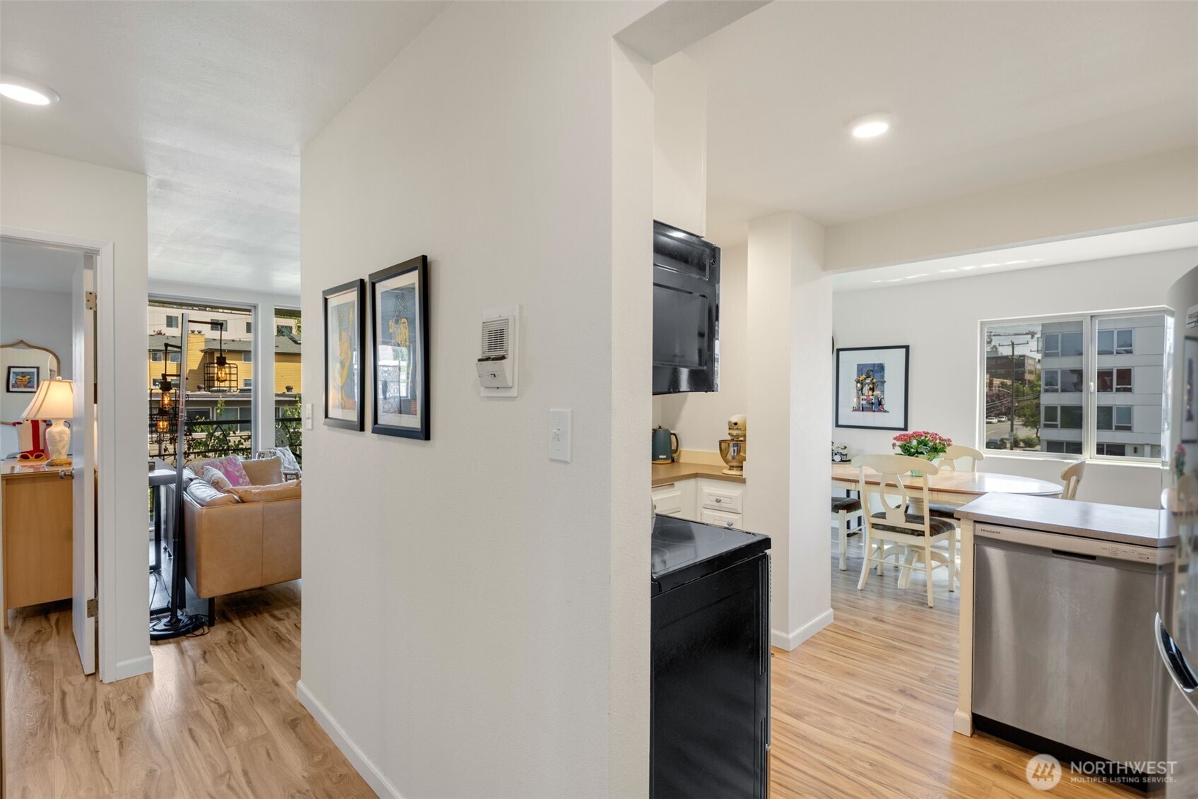 507 W Mercer Street #704, Seattle, WA 98119