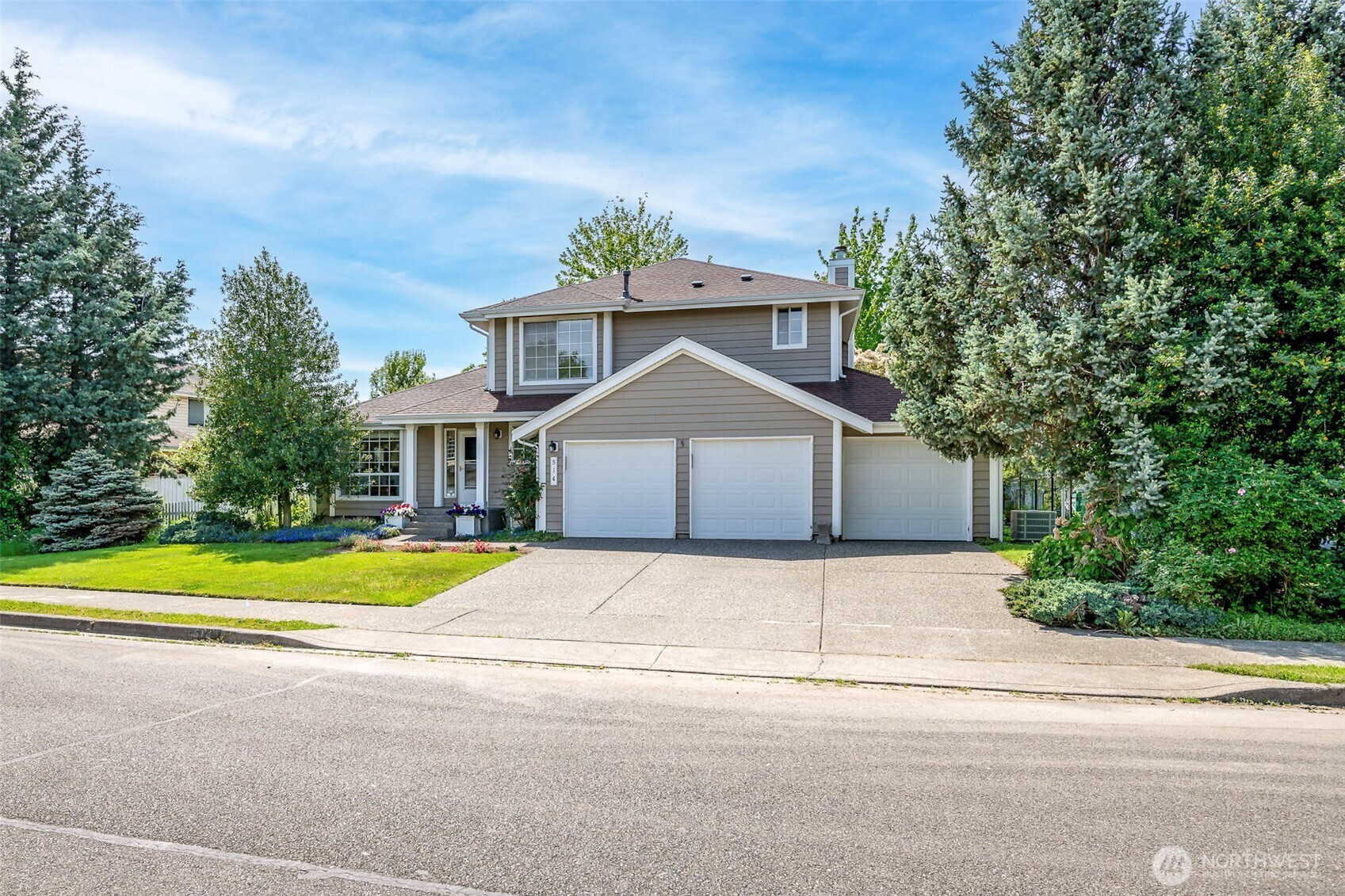 514 Blanchat Court , Enumclaw, WA 98022