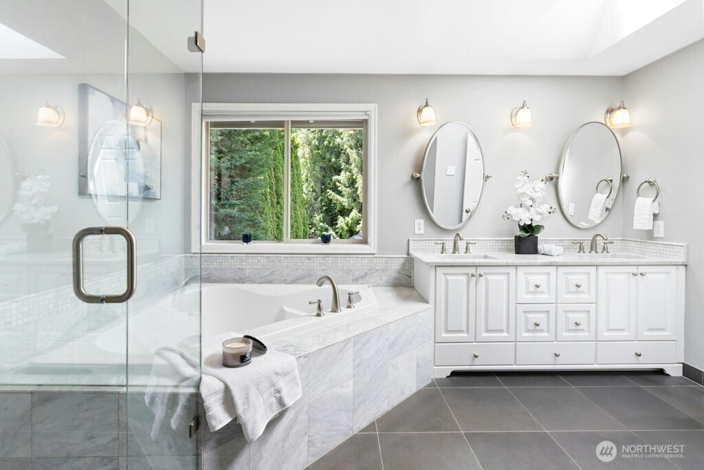 4649 225th Avenue SE, Sammamish, WA 98075