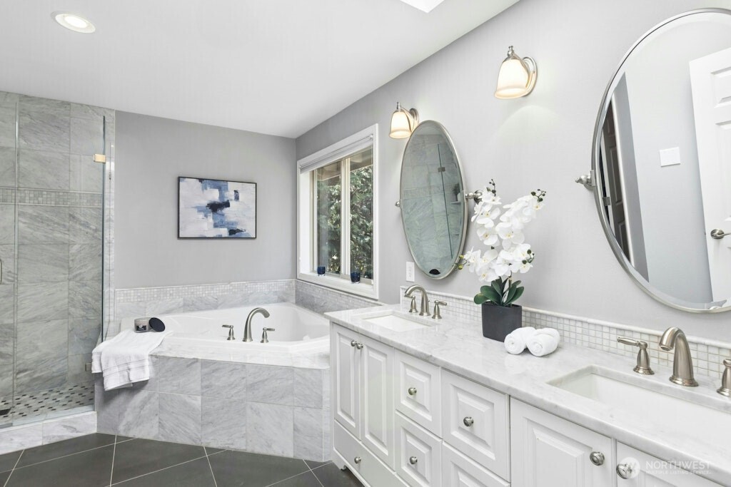 4649 225th Avenue SE, Sammamish, WA 98075