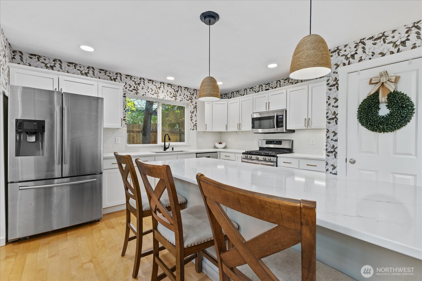 22033 99th Street SE, Snohomish, WA 98290