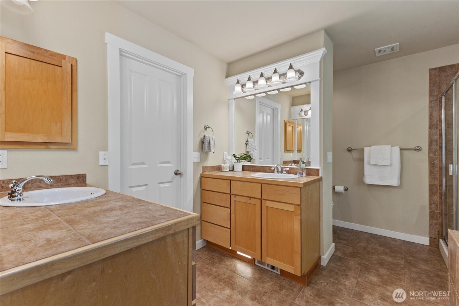 22033 99th Street SE, Snohomish, WA 98290