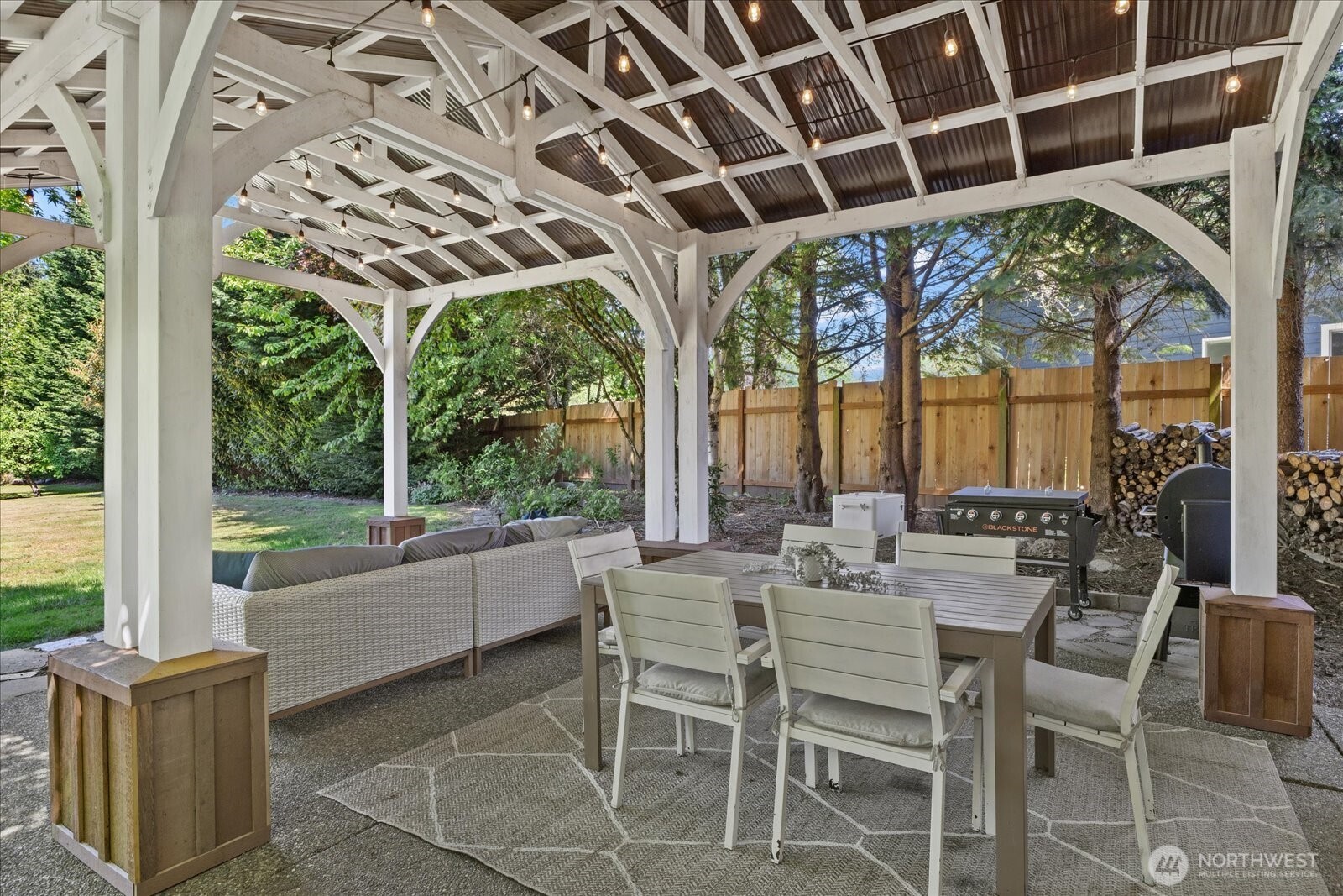 22033 99th Street SE, Snohomish, WA 98290