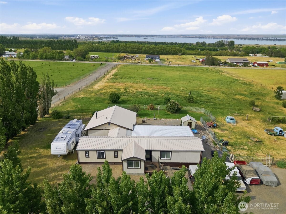 70301 S 2410 PRSE , Kennewick, WA 99337