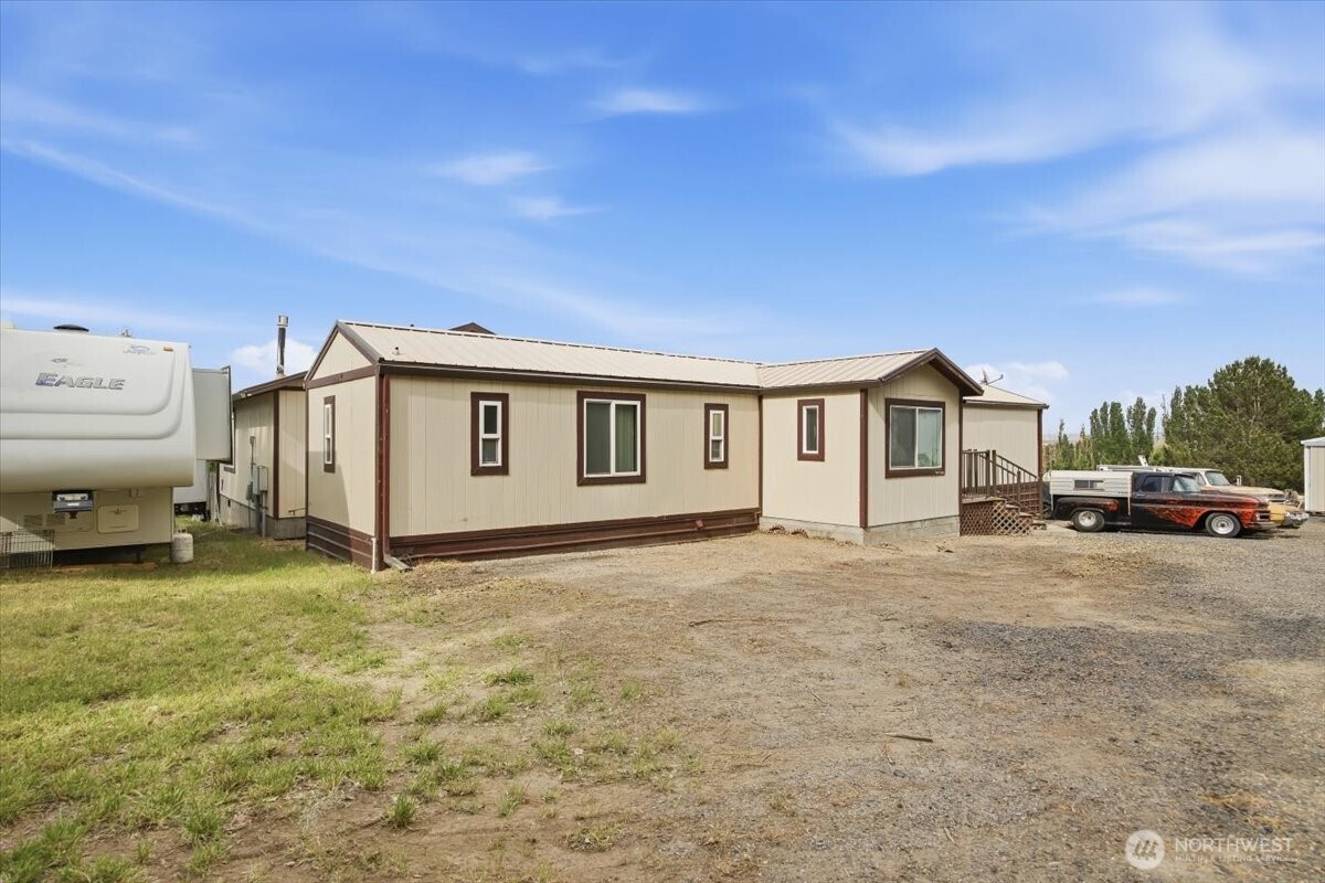70301 S 2410 PRSE , Kennewick, WA 99337