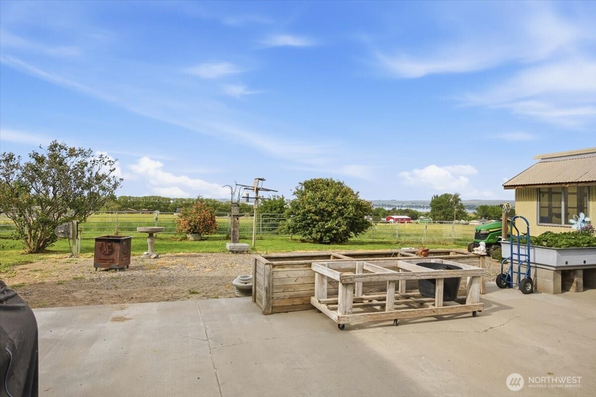 70301 S 2410 PRSE , Kennewick, WA 99337