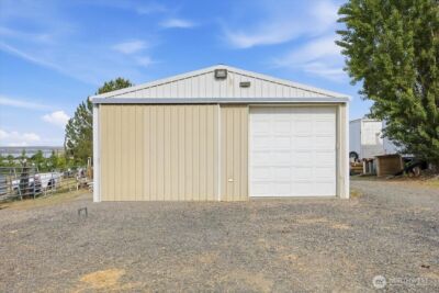70301 S 2410 PRSE , Kennewick, WA 99337 - Photo 17