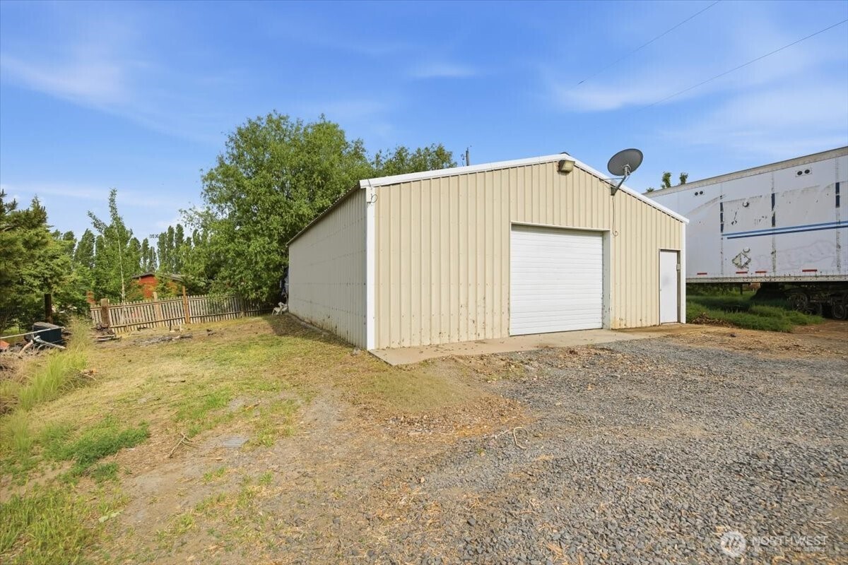70301 S 2410 PRSE , Kennewick, WA 99337