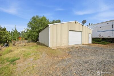 70301 S 2410 PRSE , Kennewick, WA 99337 - Photo 18