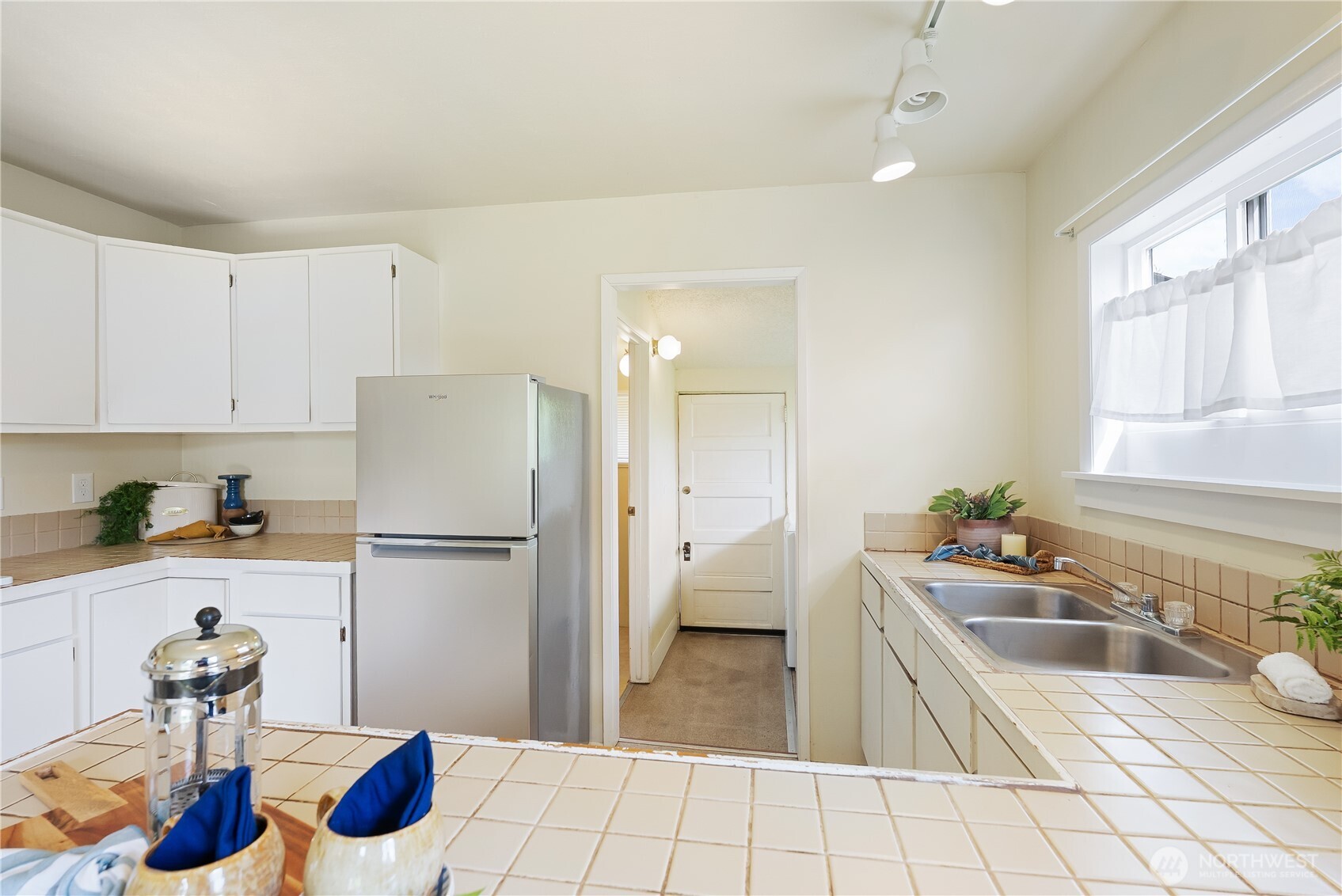 2320 Queen Street , Bellingham, WA 98229