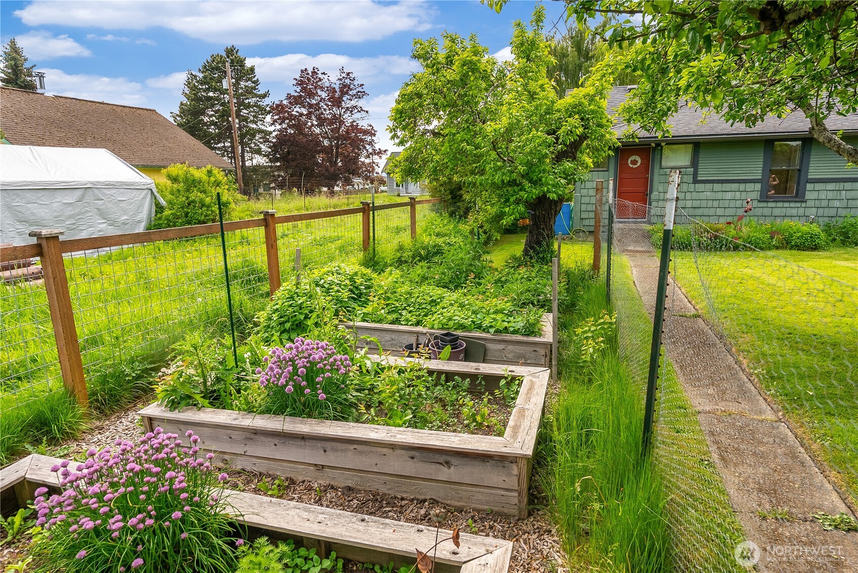 2320 Queen Street , Bellingham, WA 98229