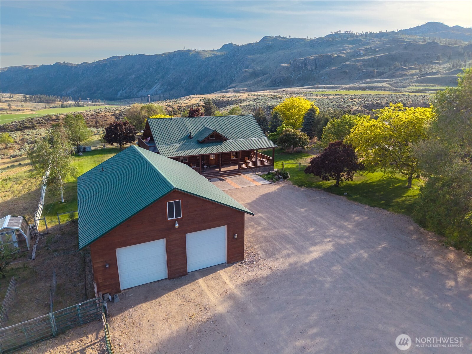 112 Pine Creek Road , Tonasket, WA 98855