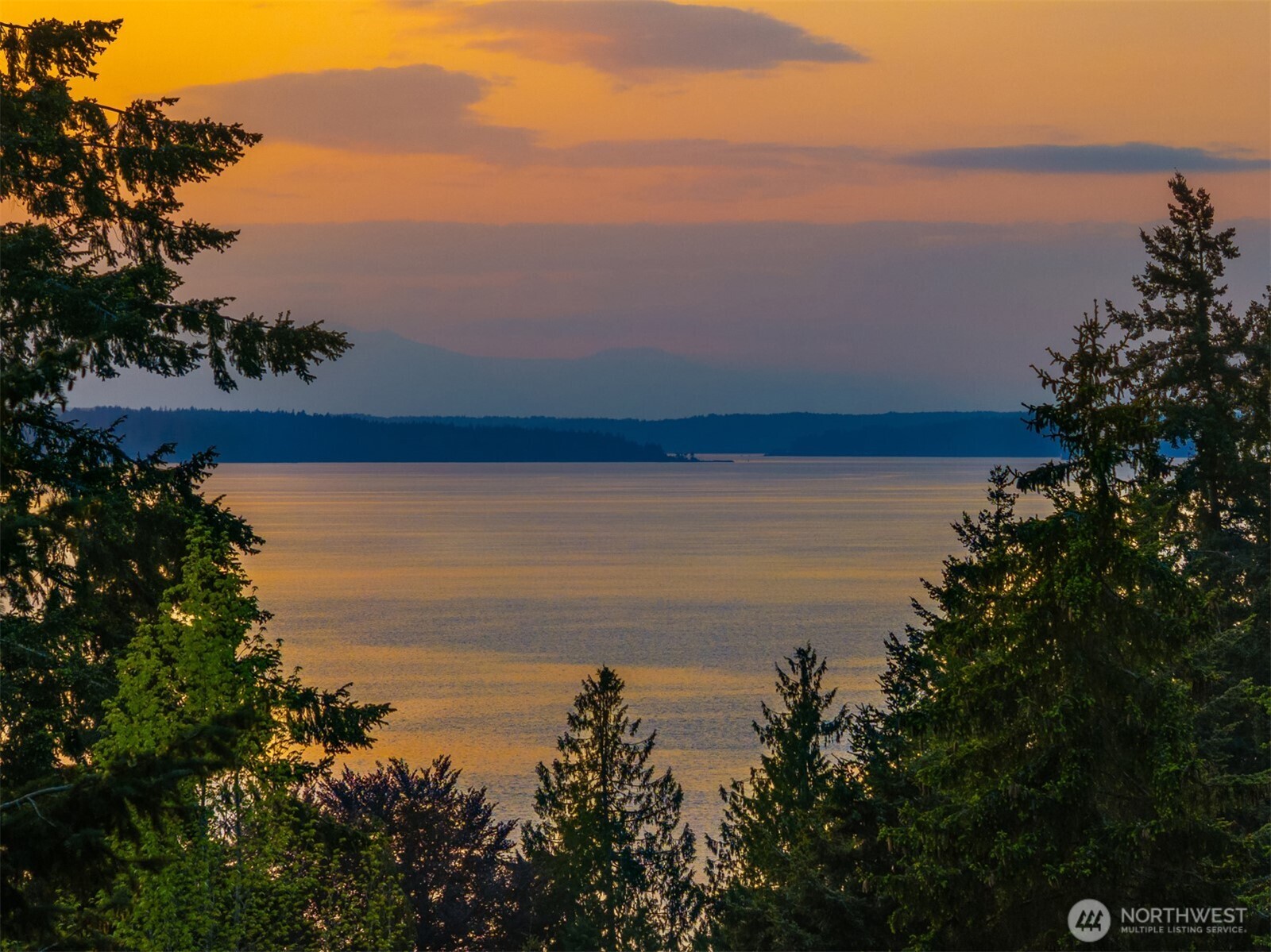 16311 25th Avenue SW, Burien, WA 98166