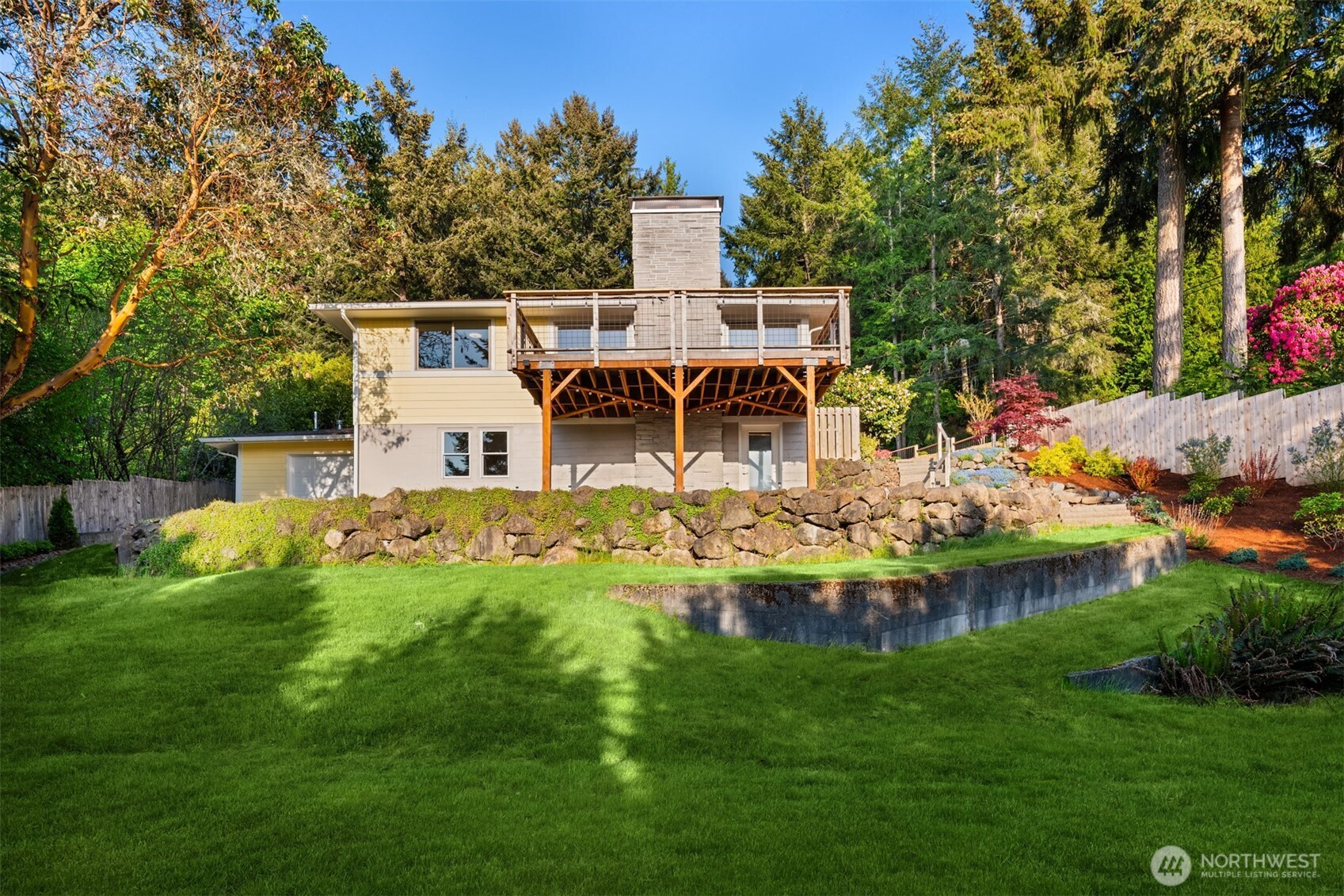 16311 25th Avenue SW, Burien, WA 98166
