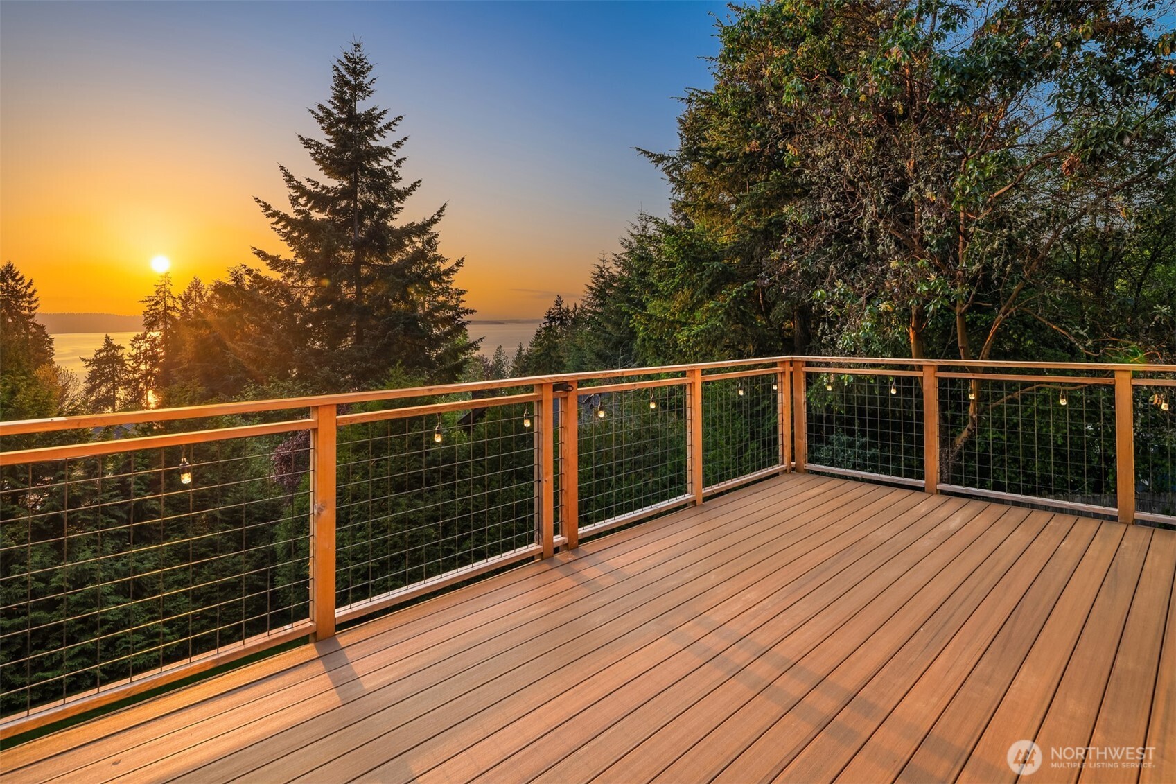 16311 25th Avenue SW, Burien, WA 98166