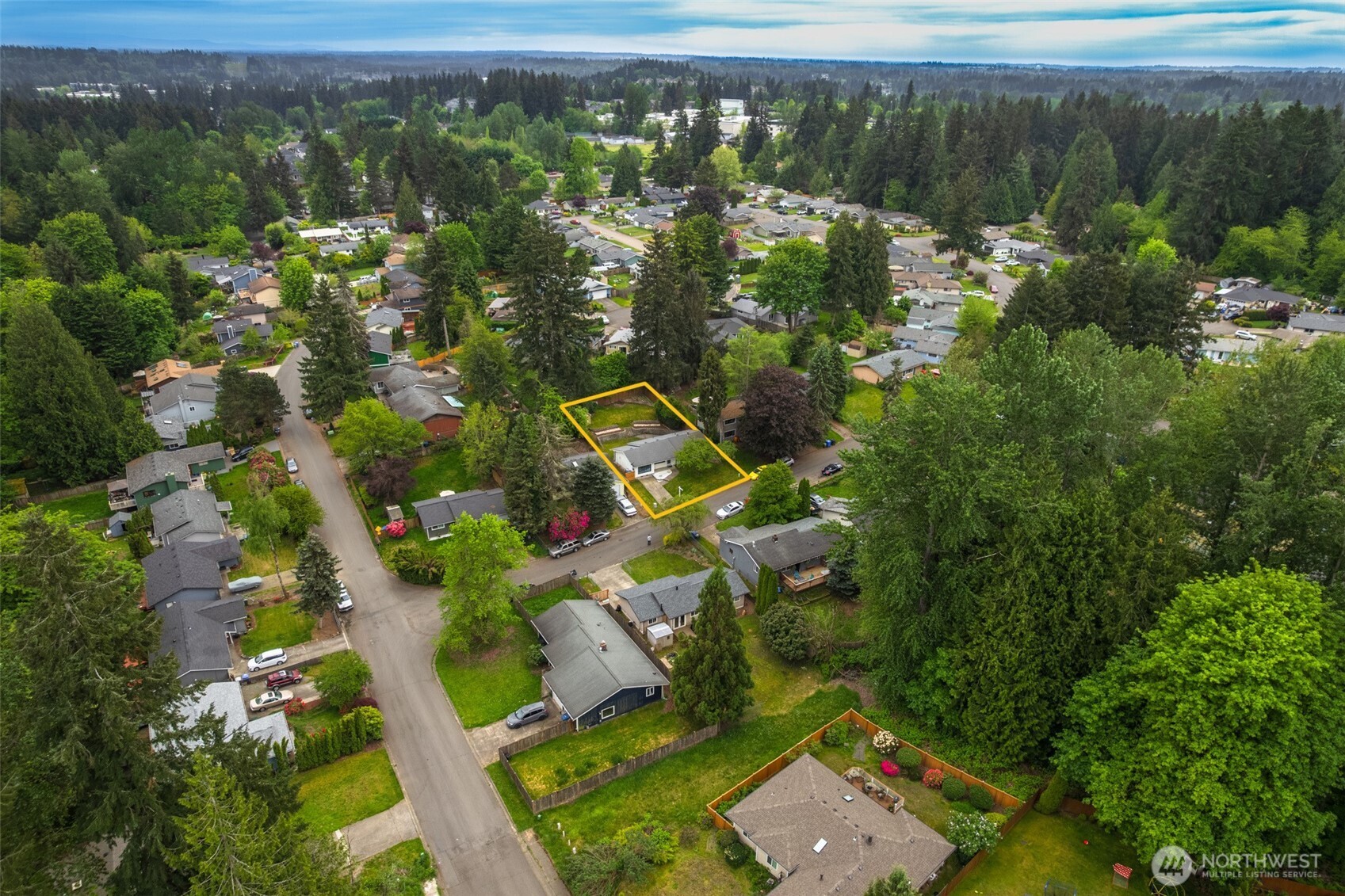 16925 SE 252nd Place , Covington, WA 98042-5239